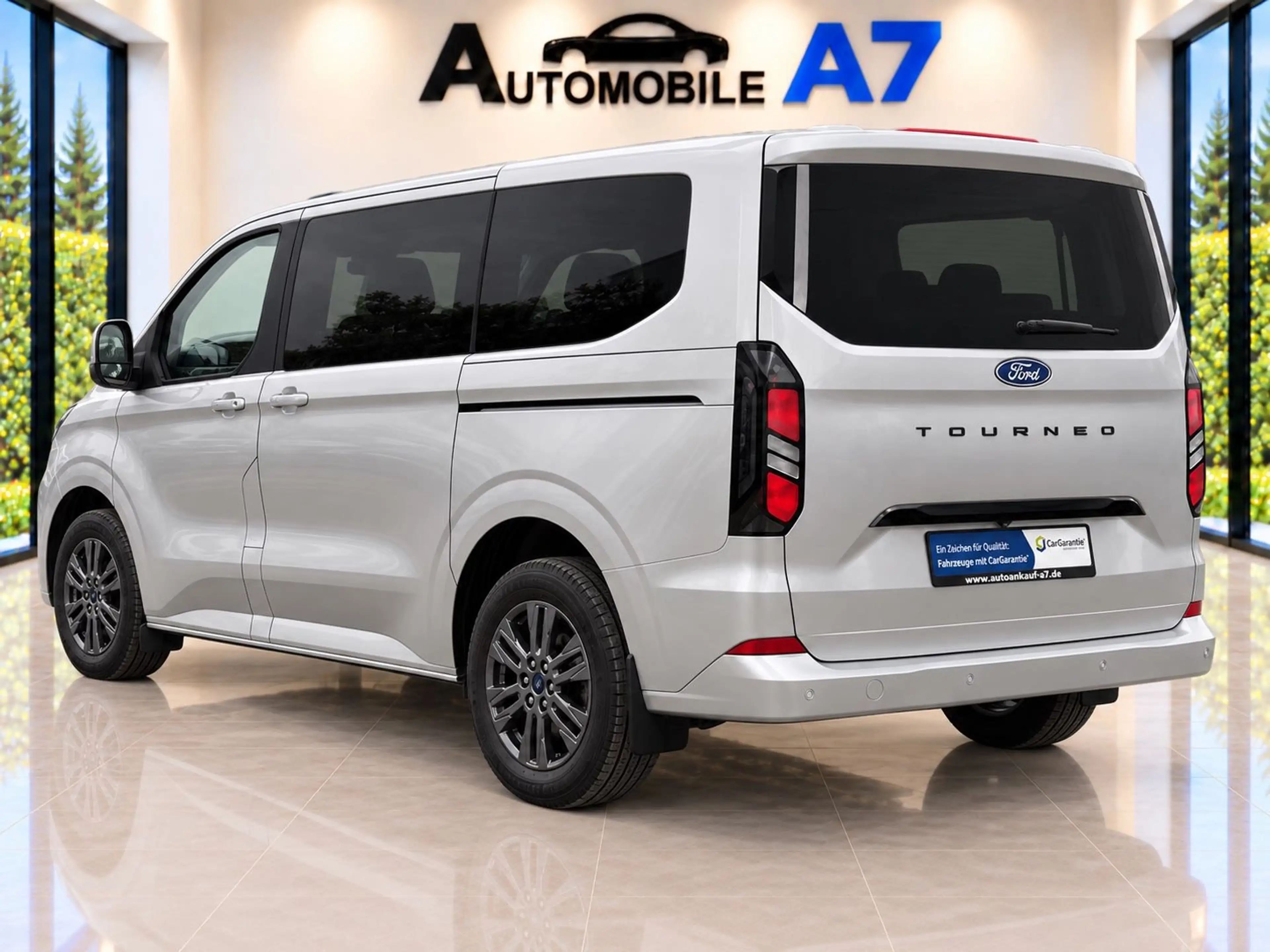 Ford Tourneo Custom Bus 320 L1 Tourneo Titanium — photo 4
