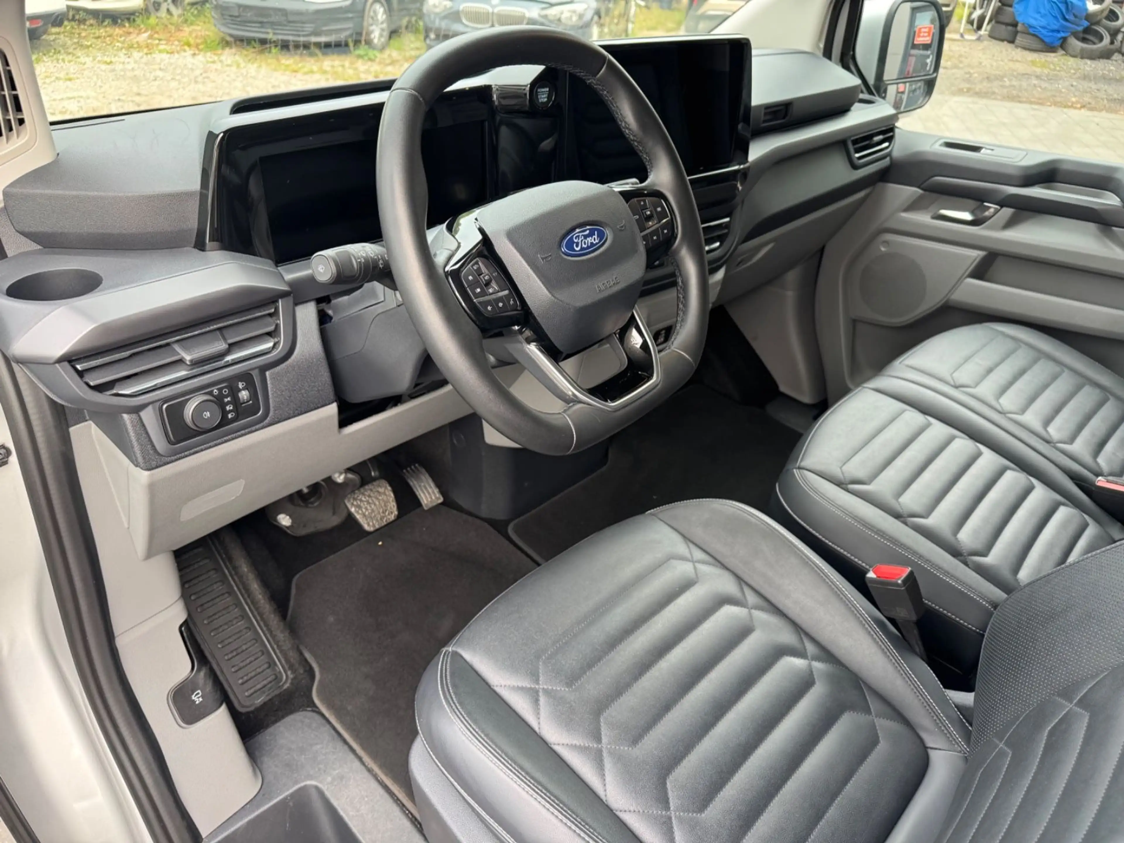 Ford Tourneo Custom Bus 320 L1 Tourneo Titanium — photo 8