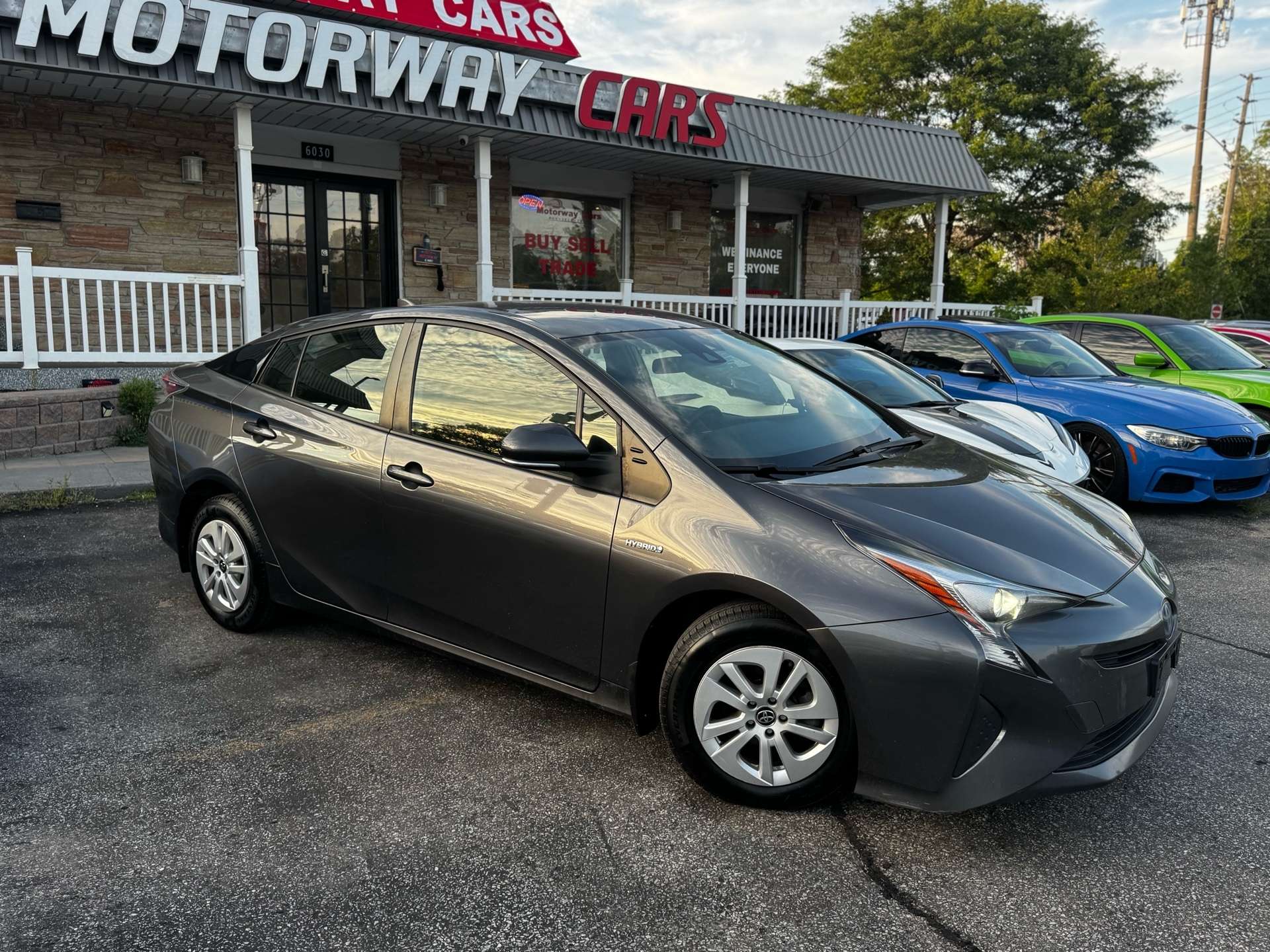 2017 Toyota Prius 5dr HB ***ONE OWNER*** — снимка 5