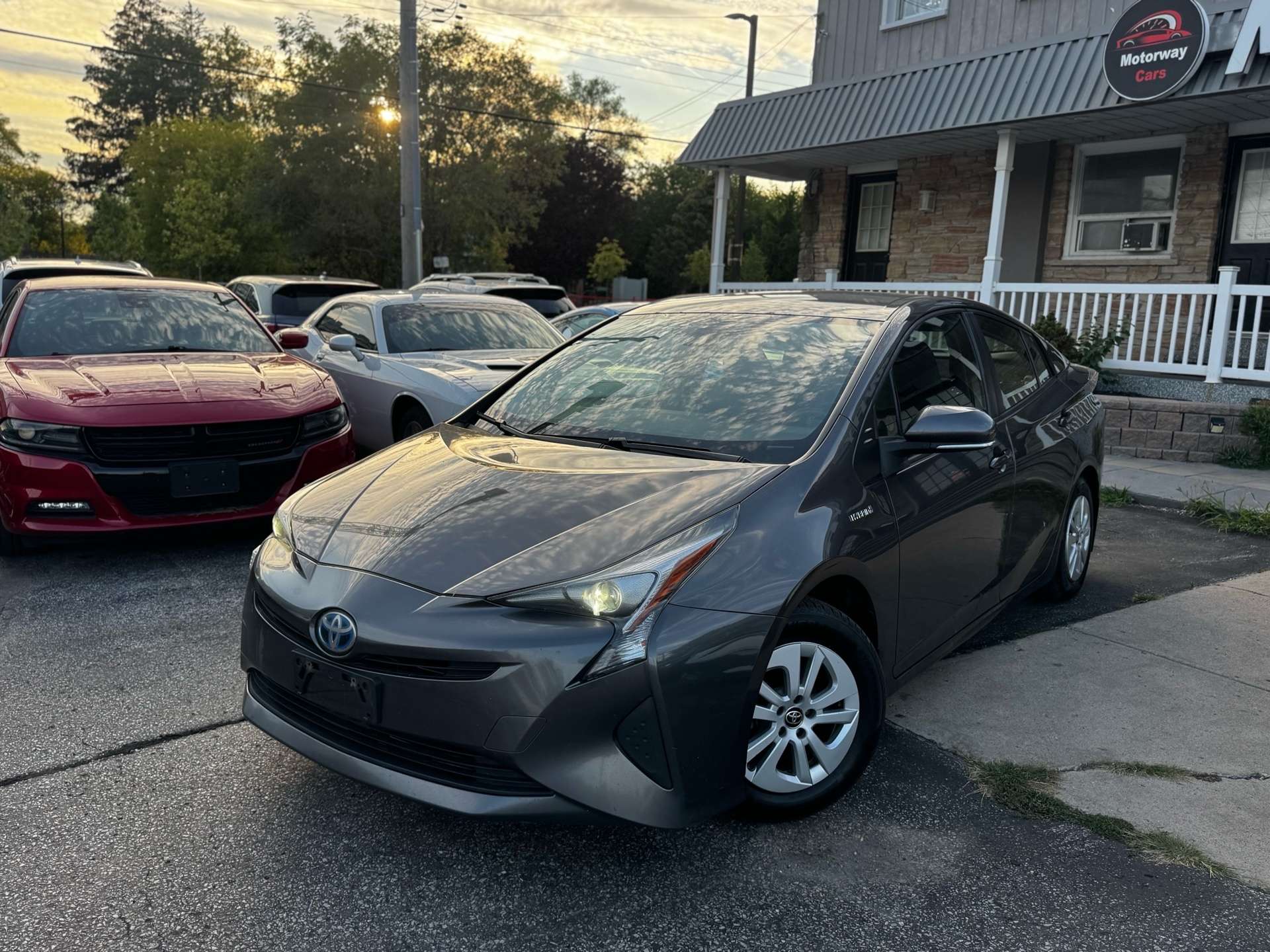 2017 Toyota Prius 5dr HB ***ONE OWNER*** — снимка 3