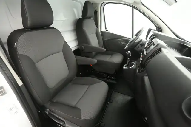 Renault Trafic view 10