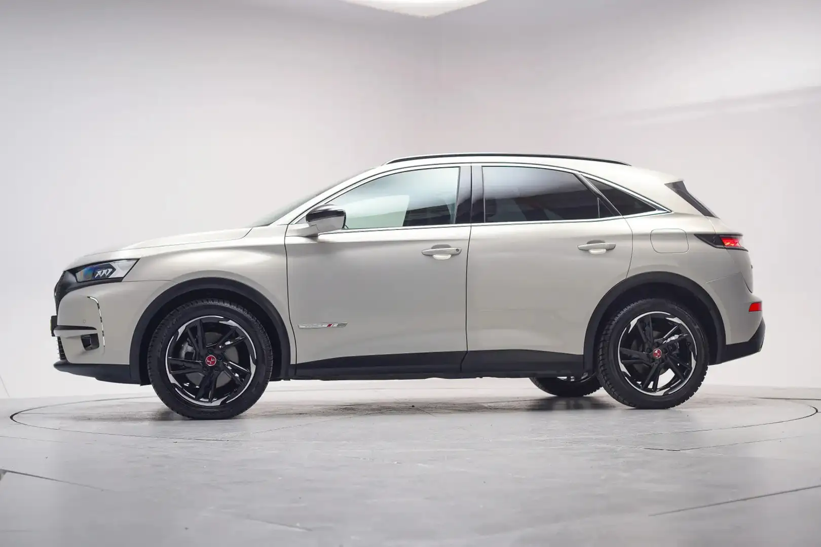 DS Automobiles DS 7 Crossback E-Tense 300pk 4x4 Performance Line+ [ LED Alcantar Gris - 2