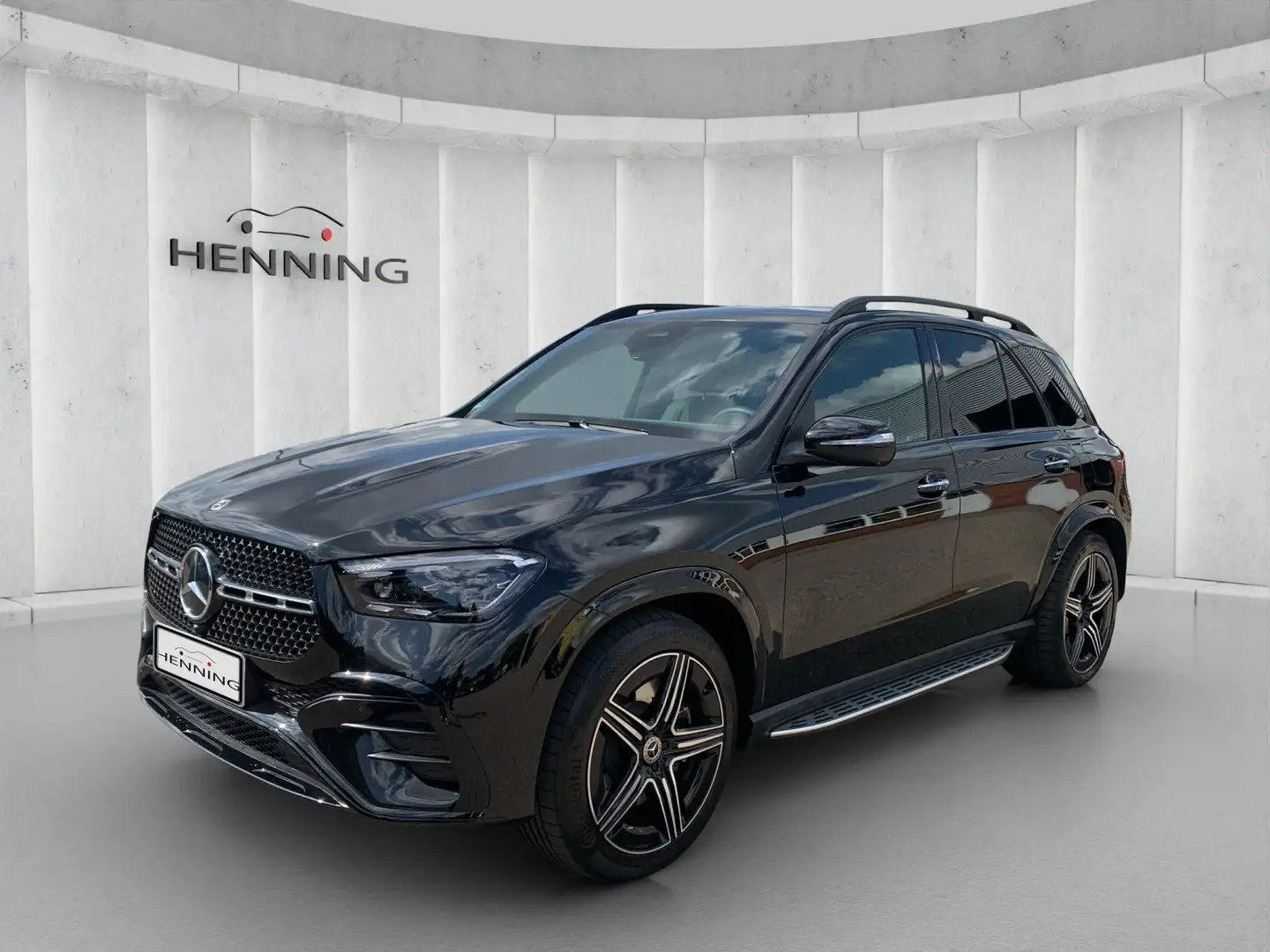 Mercedes-Benz GLE 350 de 4M AMG 9G Pano Airmatic AHK Burmester Schwarz - 1