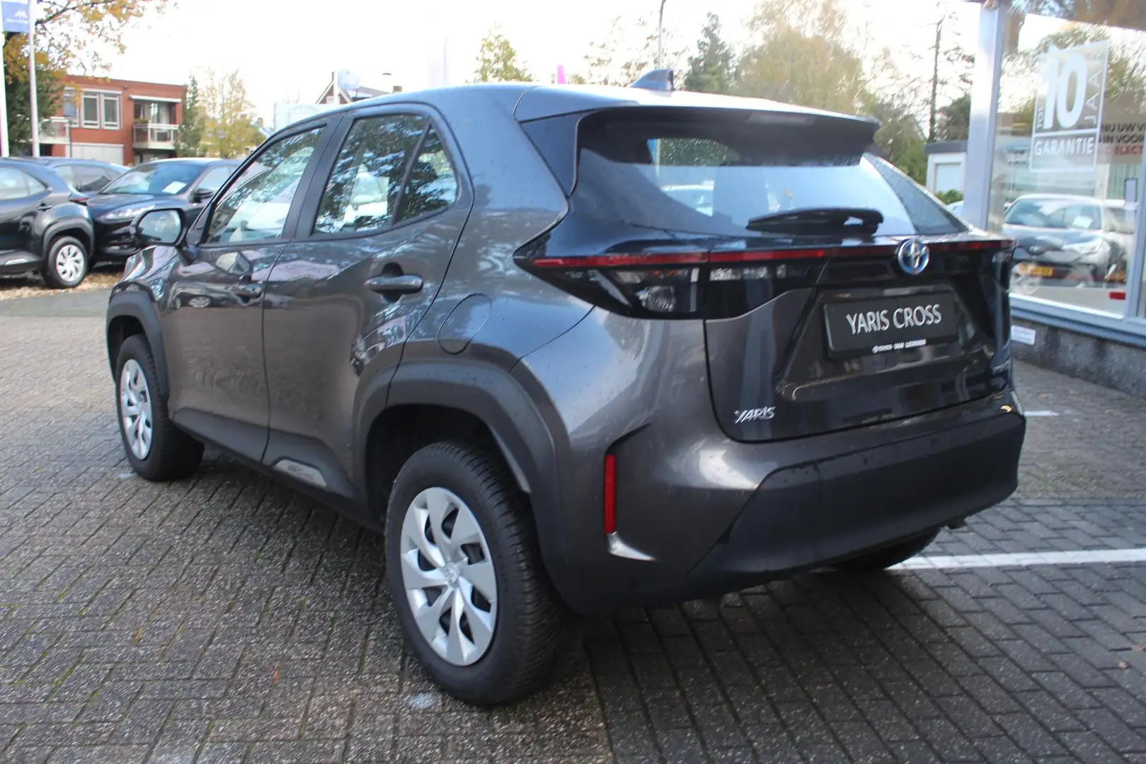 Toyota Yaris Cross 1.5 HYBRID CAMERA DAB AD-CRUISE CLIMA EL-INKLAPBAR - 2