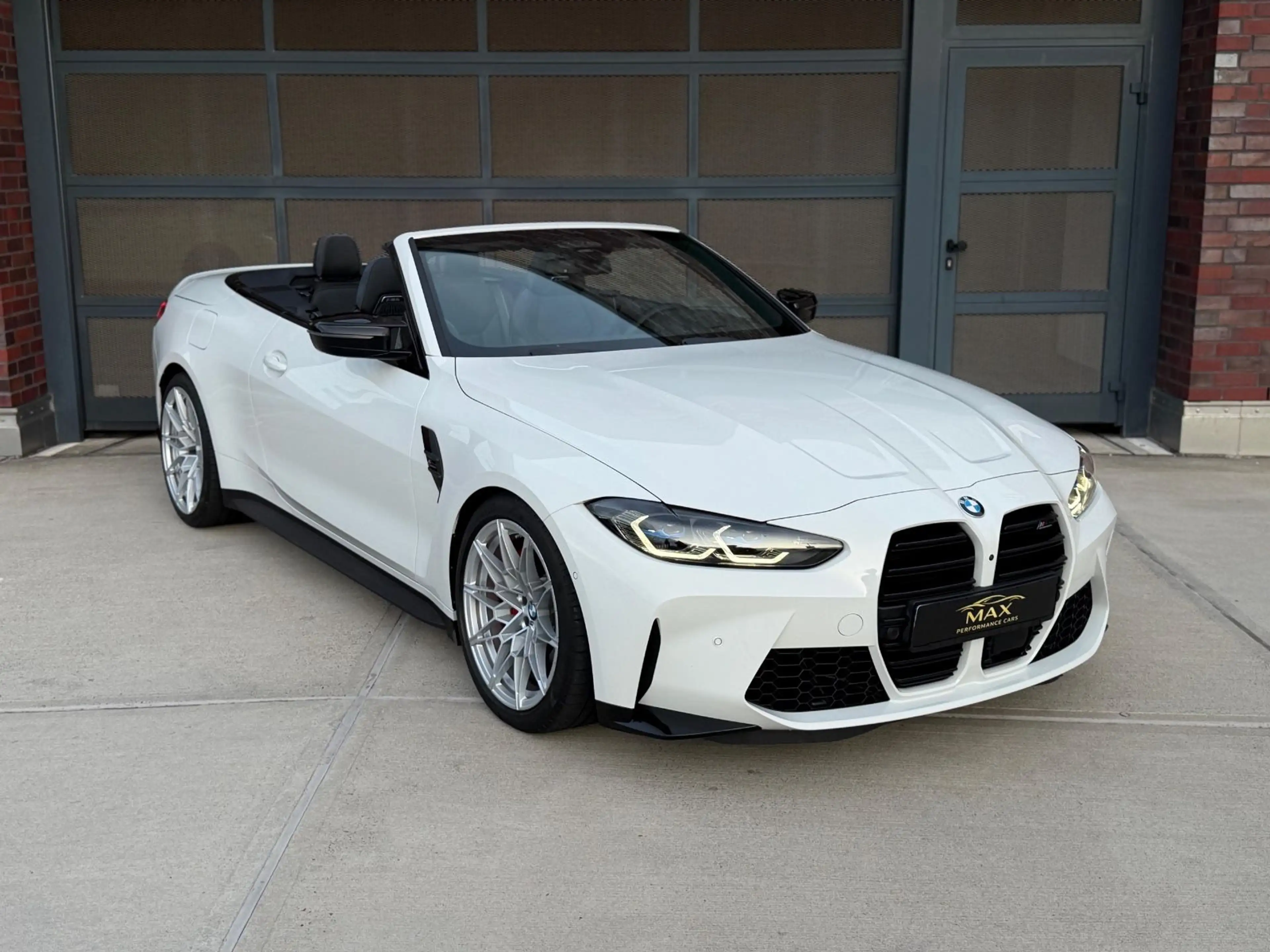 BMW M4 Cabrio xDrive Competition Carbon HUD 360 H&K — photo 2