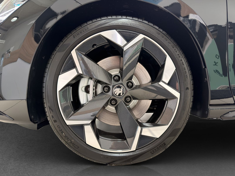 Skoda Superb Combi Sportline 2.0 TDI 4x4 SUITE AHK — photo 7