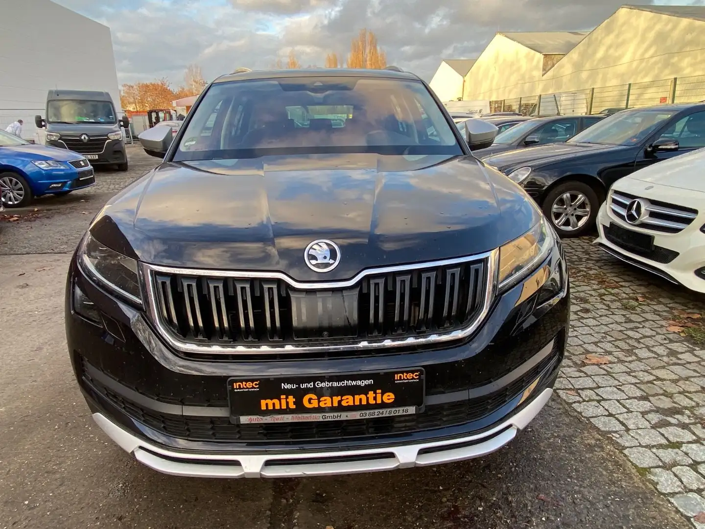 Skoda Kodiaq "Scout" 4x4 Panorama+Leder+360°+7-Sitzer Schwarz - 2