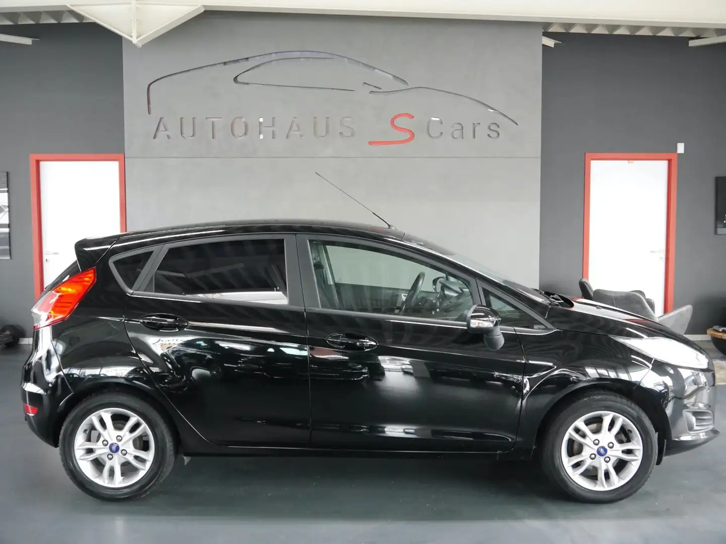 Ford Fiesta Celebration*Navi*PDC* Noir - 1