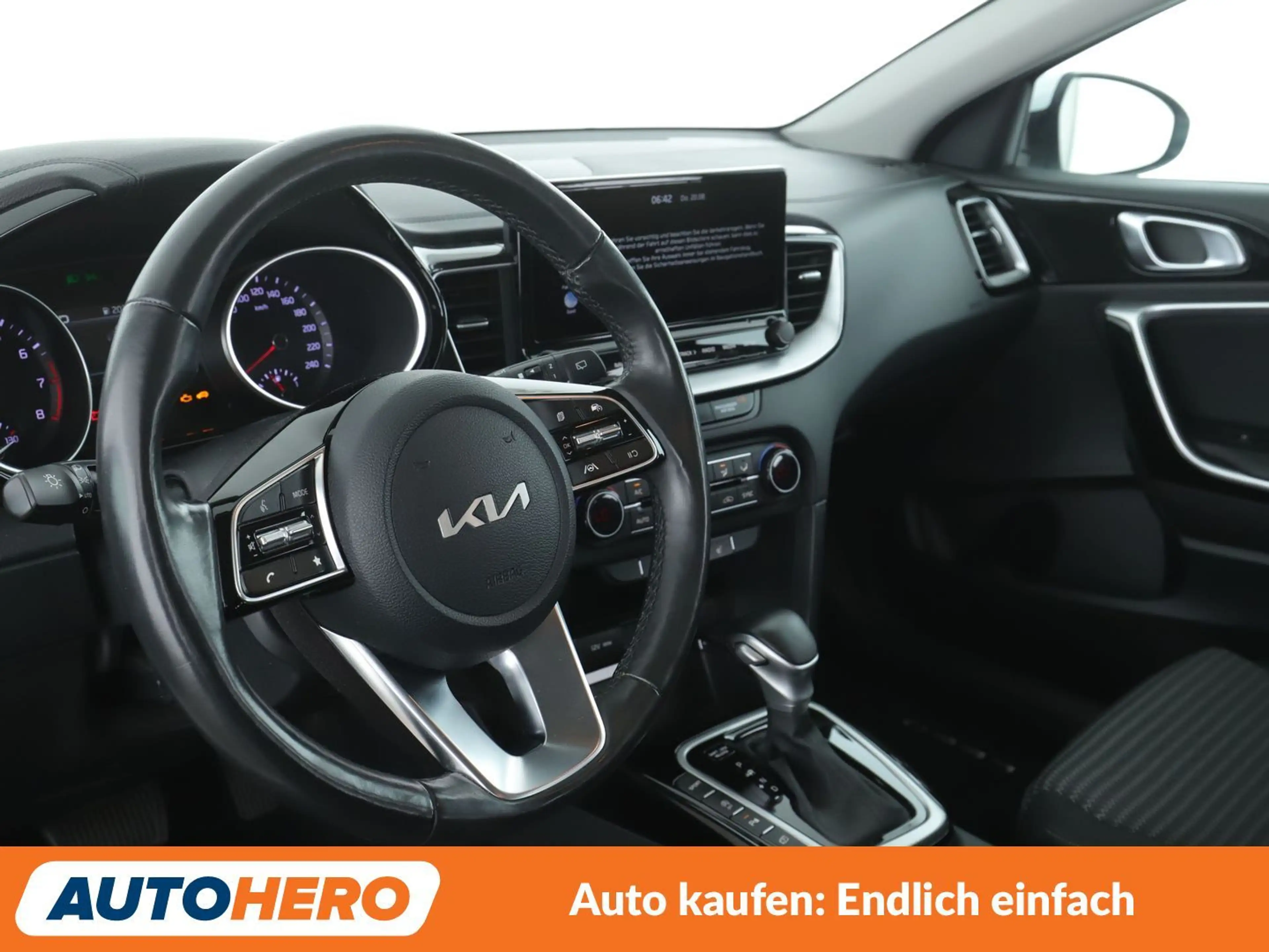 Kia Ceed / cee'd 1.5 TGDI Vision Aut.*NAVI*CAM*TEMPO*SHZ*LHZ*ALU* — photo 11