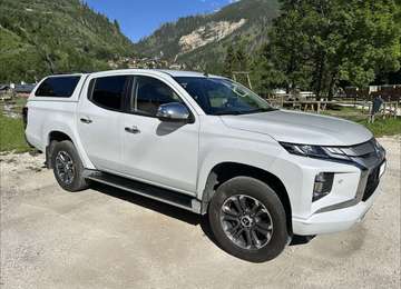 2.2 DI-D D.cab Diamond 4wd Sup. Select Autom.