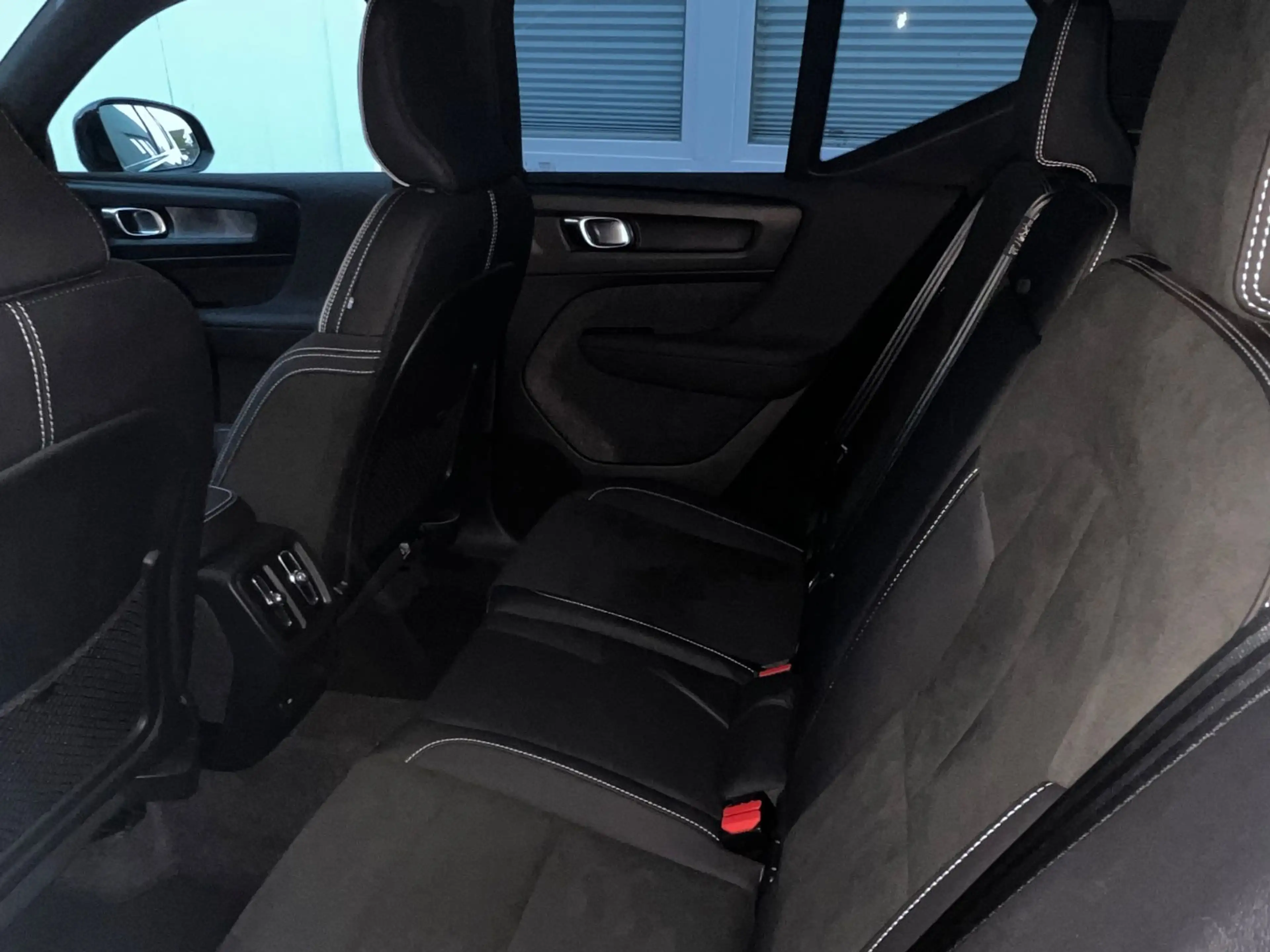 Volvo XC40 Recharge Single Motor PLUS GARANTIE — photo 13