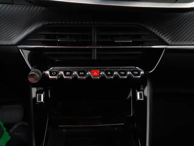 Peugeot 2008 view 12