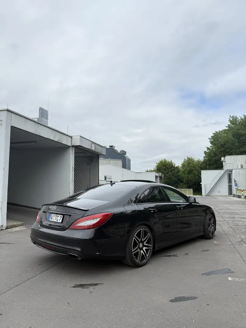 Mercedes-Benz CLS 350 CLS 350 BlueTec / d 4Matic (218.394) Schwarz - 2