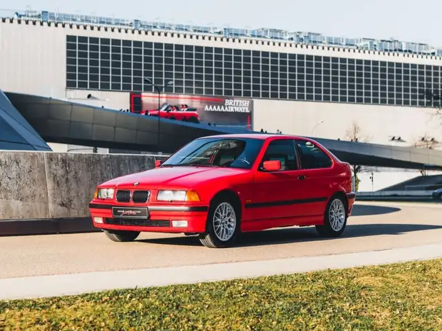 BMW 323 ti Compact