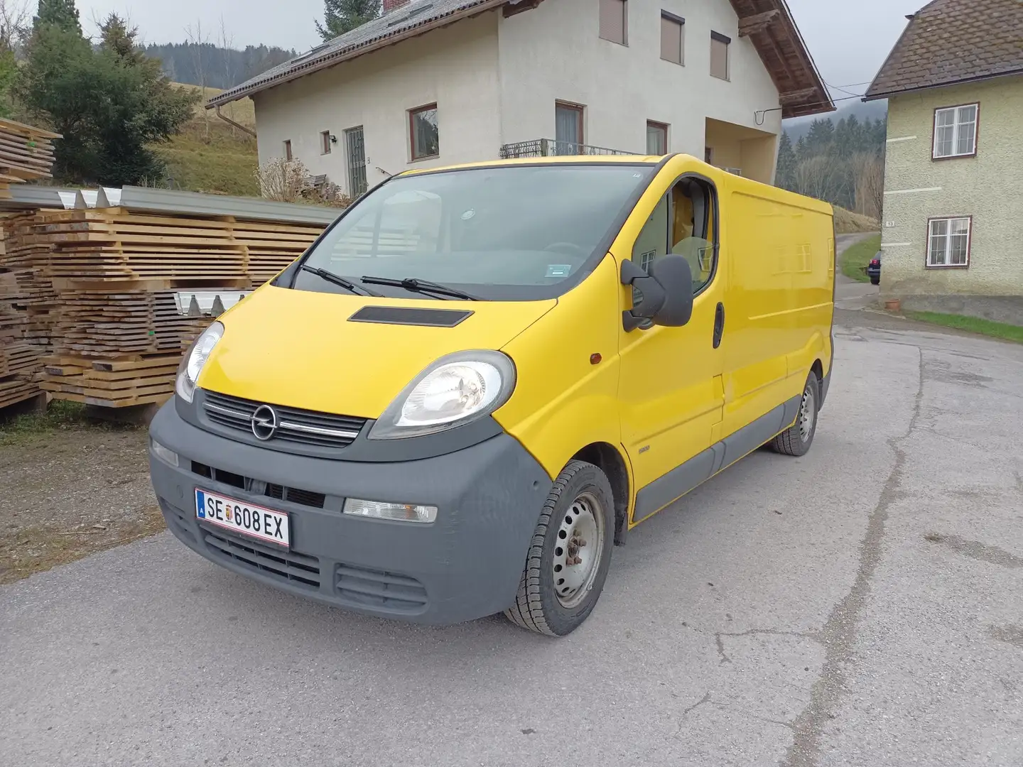 Opel Vivaro Combi L2H1 1,9 DTI 2,9t lang - 1