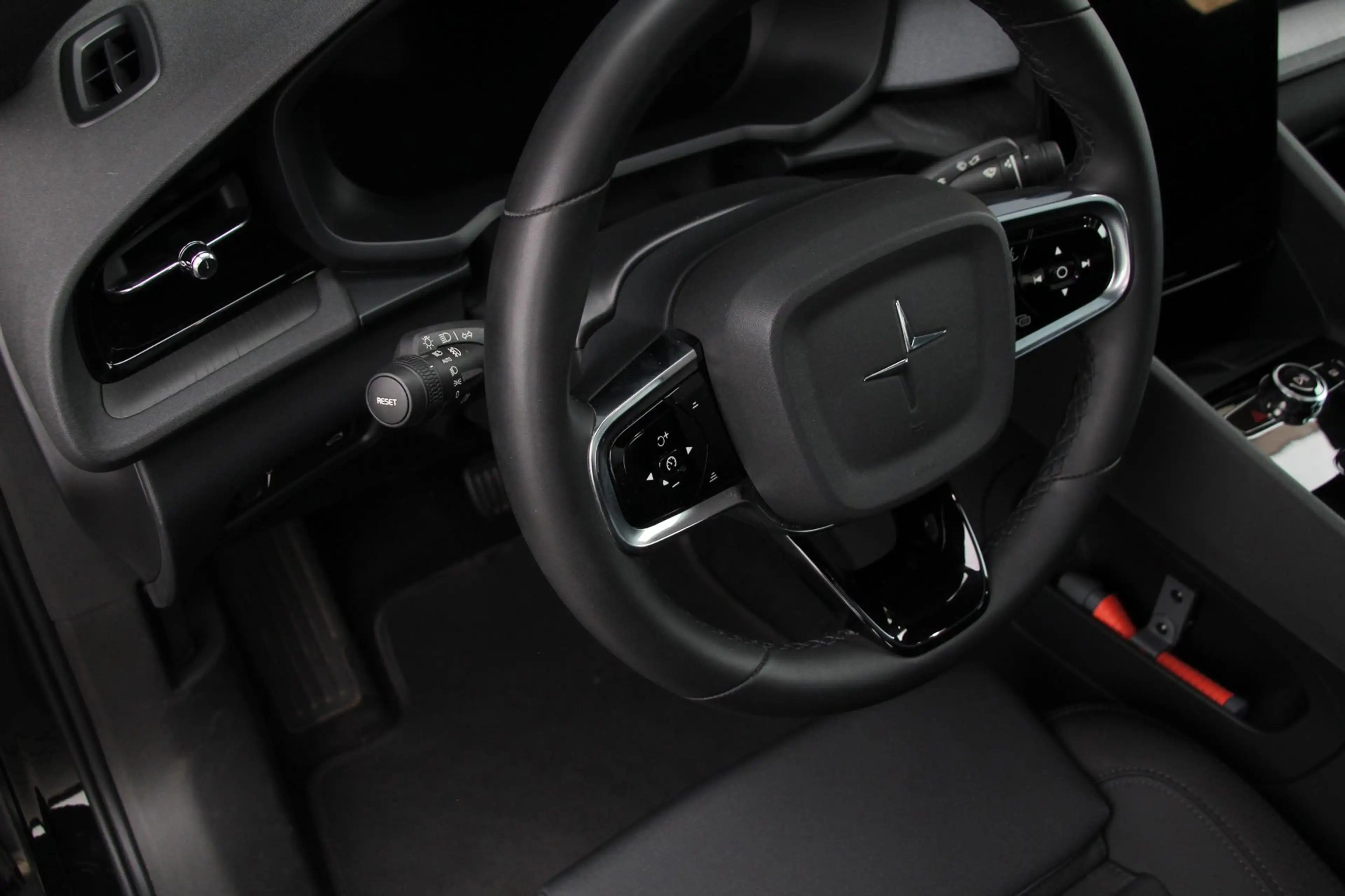 Polestar 2 Long Range Dual Motor Launch Edition 78kWh | SOH 9 — photo 20