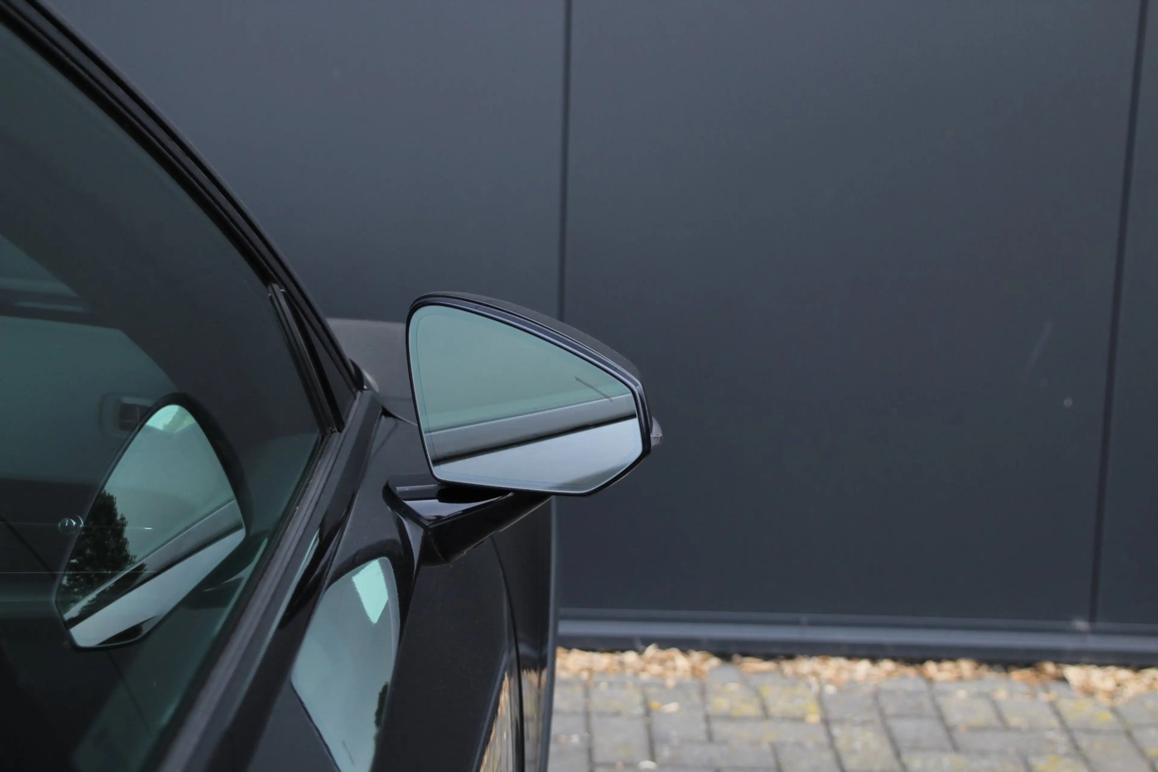 Polestar 2 Long Range Dual Motor Launch Edition 78kWh | SOH 9 — photo 9