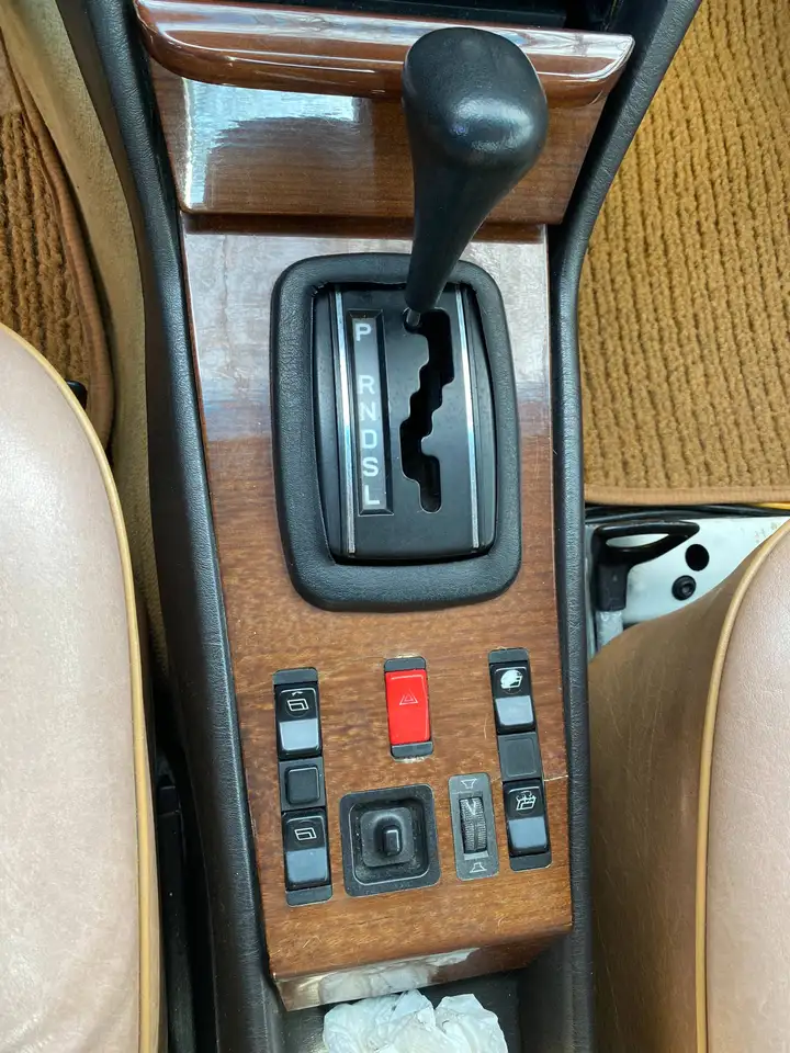 Mercedes-Benz 300 Turbo Diesel, foto 3