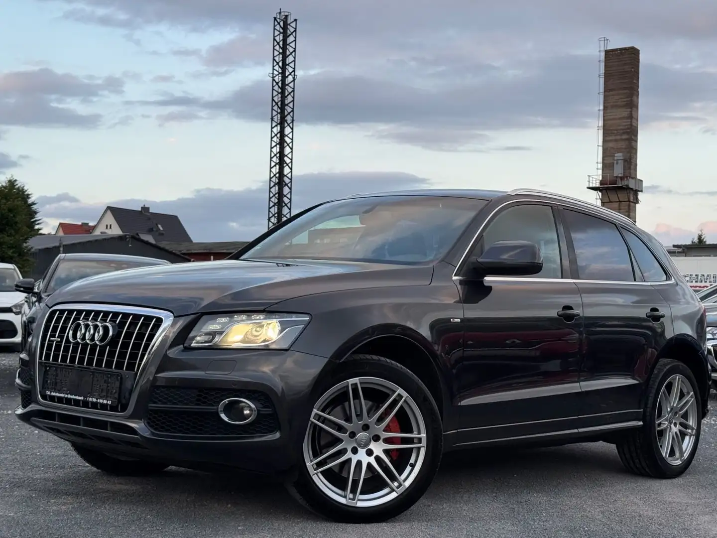 Audi Q5 3.0 TDI  quattro S-LINE/XENON/EURO 5 Grau - 1