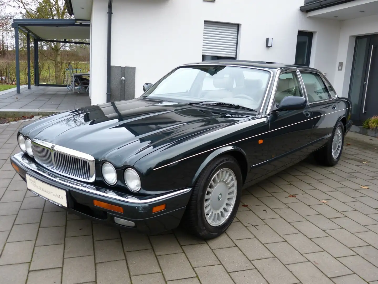 Jaguar Sovereign 4.0 [LEDER/KLIMA/SHZ/TEMPOMAT] Grün - 1