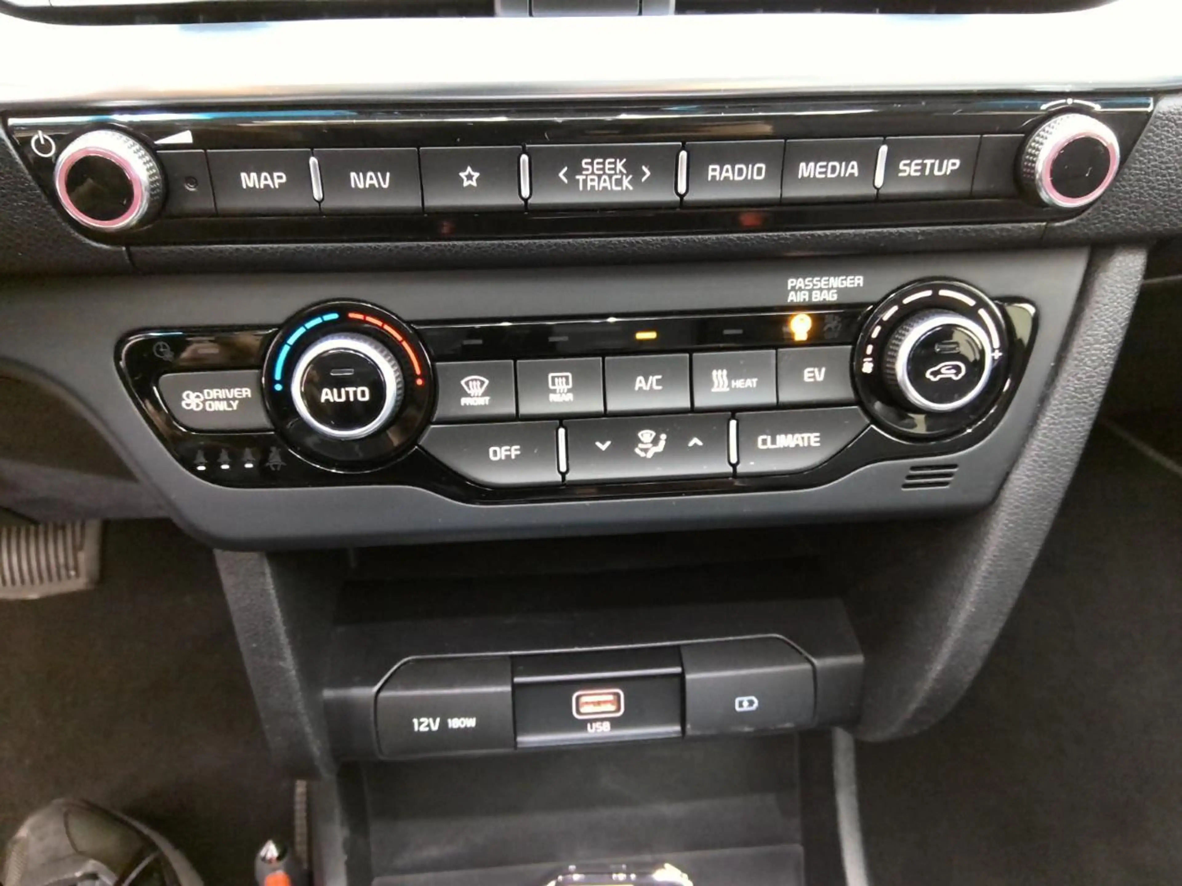 Kia e-Niro DynamicPlusLine 64 kWh | SOH 100% | Trekhaak met A — photo 12