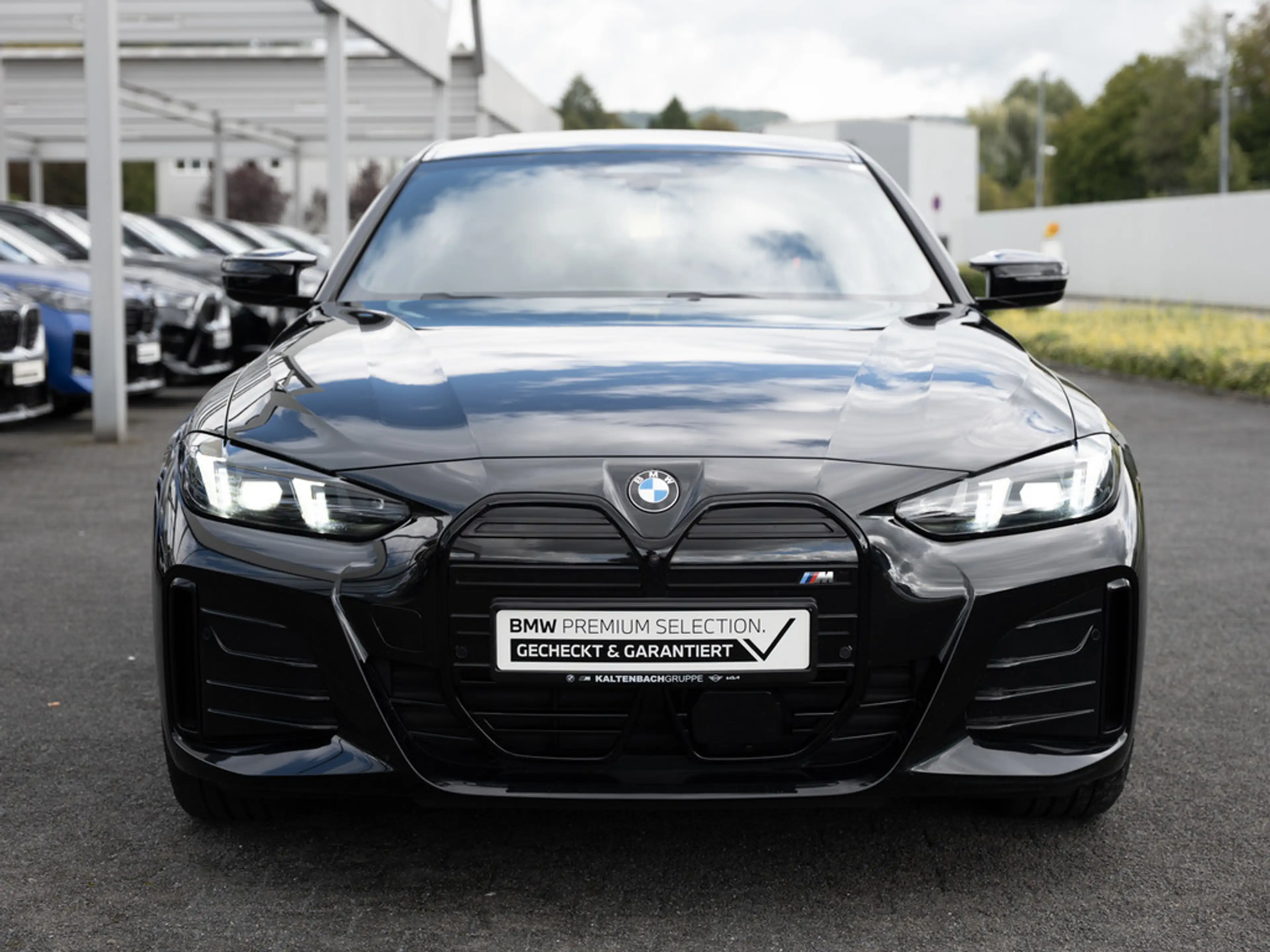 BMW i4 Gran Coupe M60 xDrive AHK HUD ACC NAVI H/K — photo 3