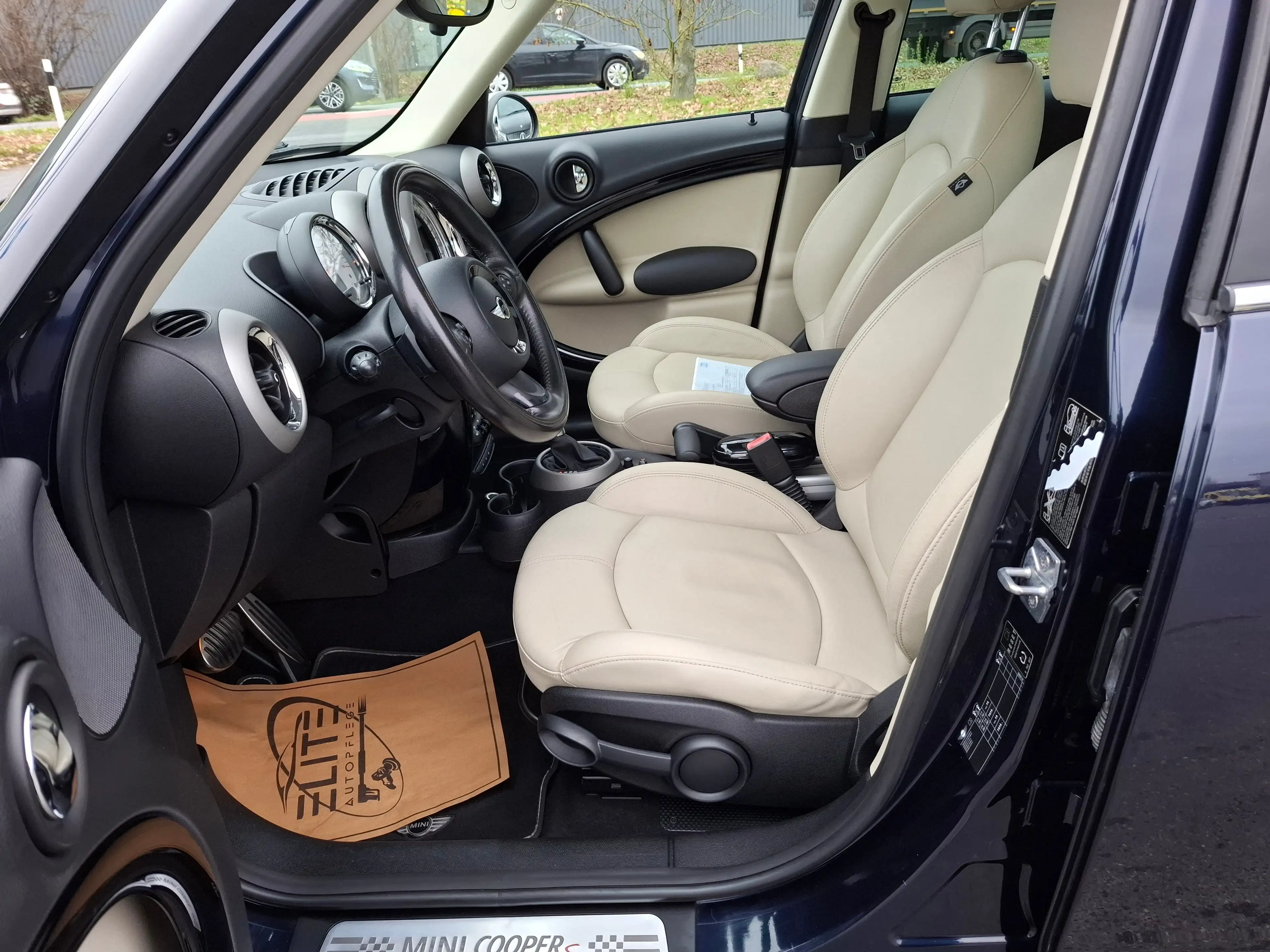MINI Cooper S Countryman Cooper S All4*NAVI*XENON*LEDER*Sitzhzg*Pano*18"Alu — photo 11
