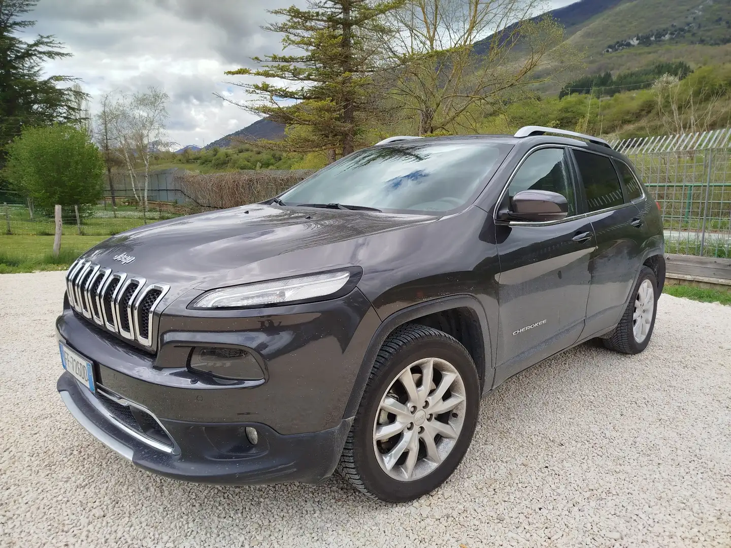 Jeep Cherokee 2.2 Limited 170 cv auto - 2