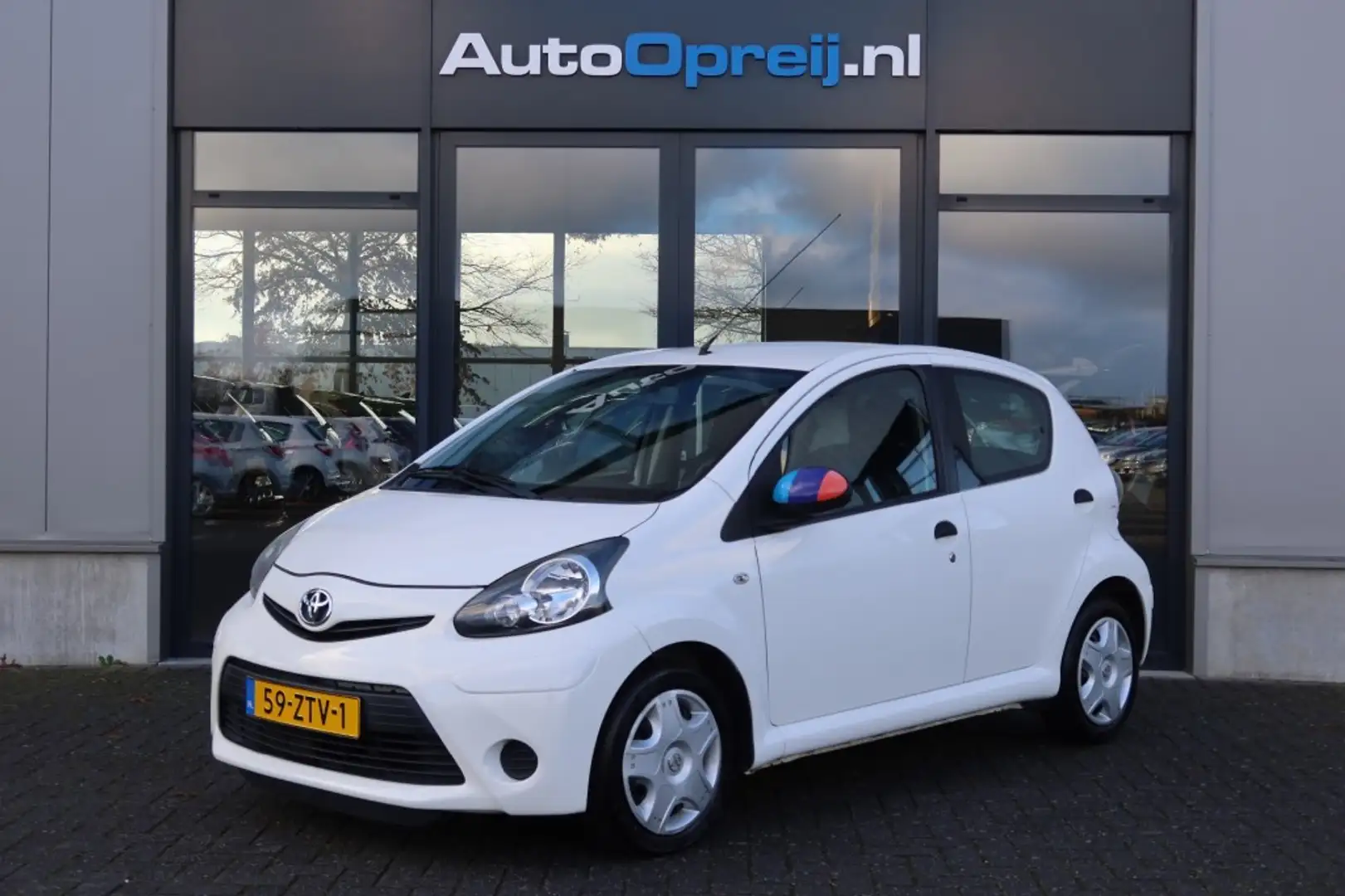 Toyota Aygo 1.0 VVT-i Comfort 5drs. Airco Weiß - 1