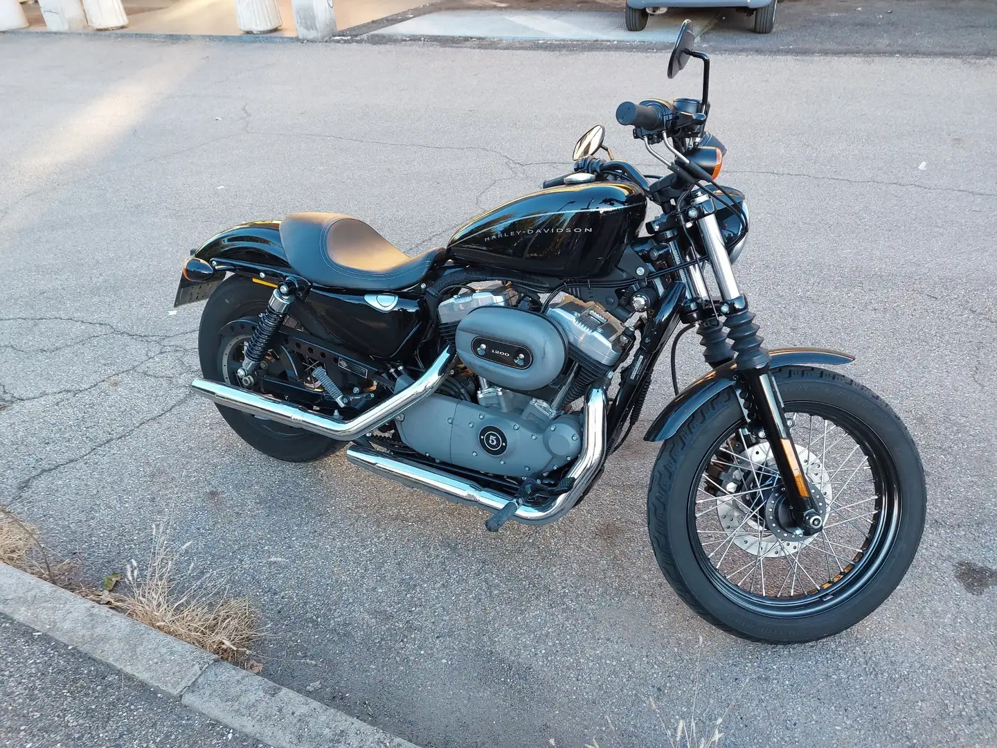 Harley-Davidson Sportster 1200 Nightster Чорний - 2