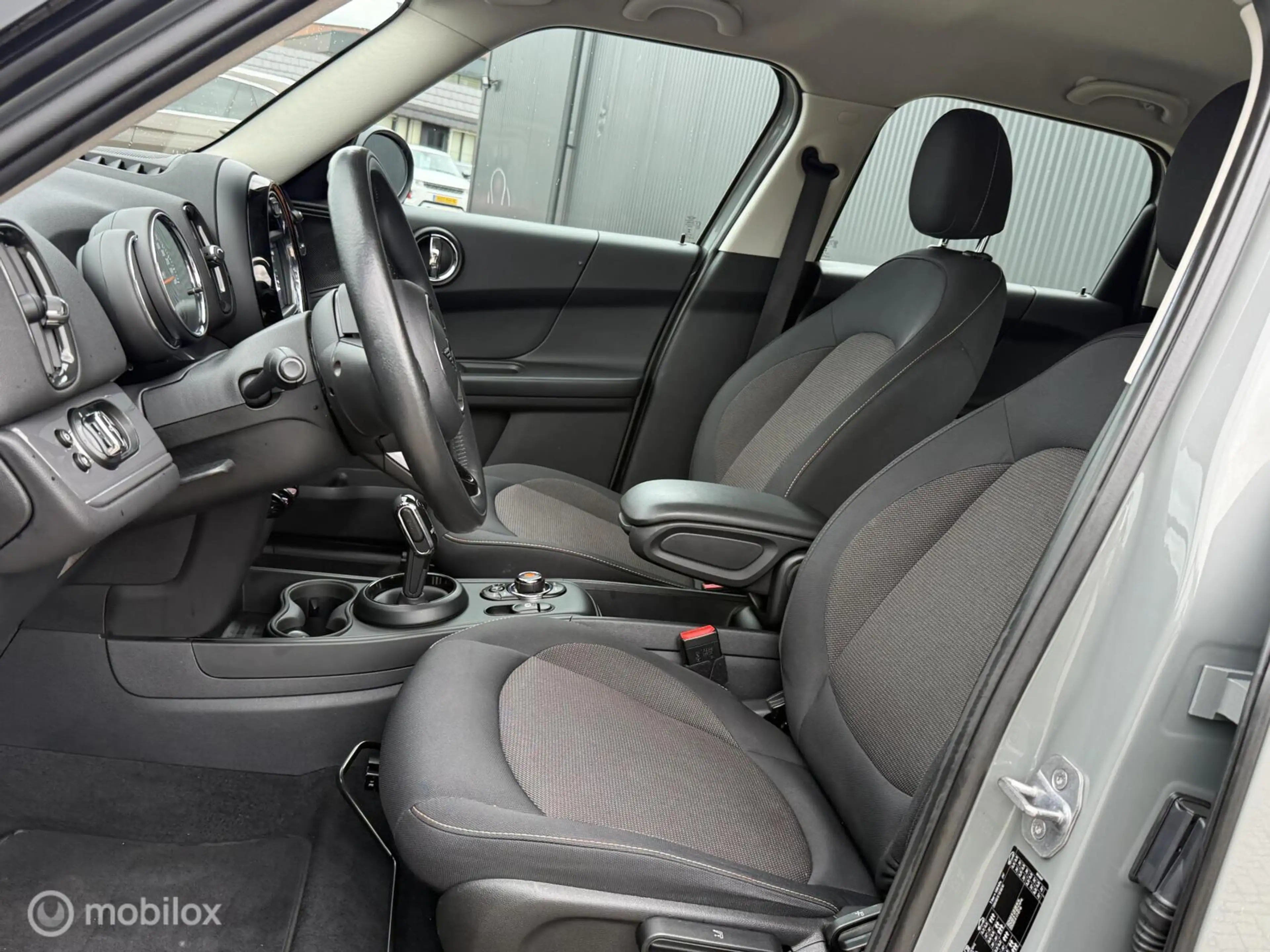 MINI One Countryman 1.5 Chili AUTOMAAT | CARPLAY | PDC — photo 4