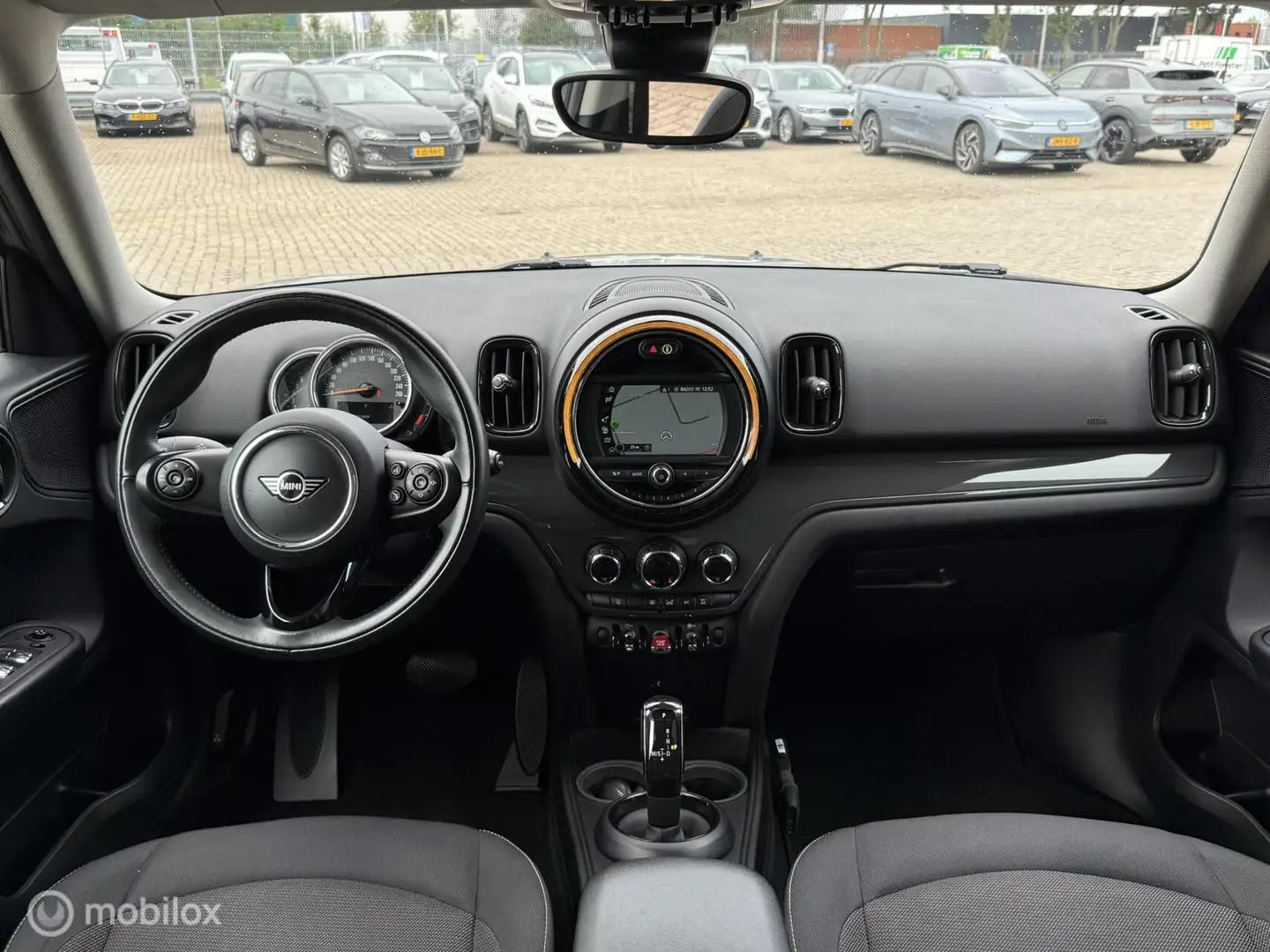 MINI One Countryman 1.5 Chili AUTOMAAT | CARPLAY | PDC Grau - 2