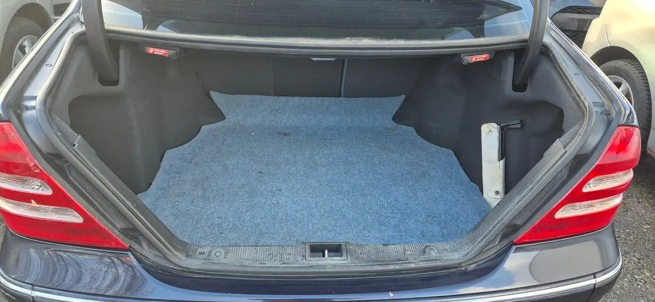 Mercedes-Benz C 180 Elegance, foto 12