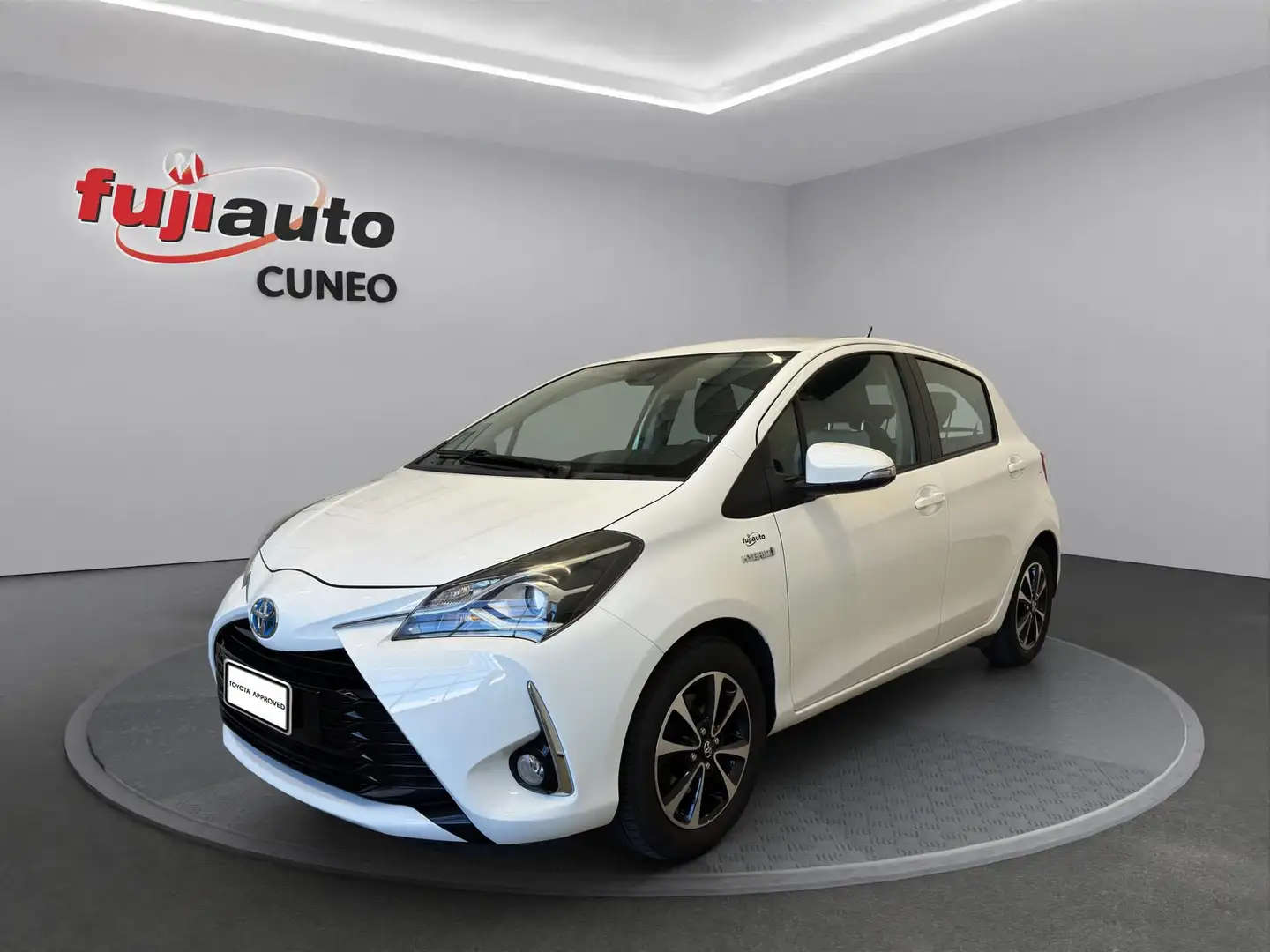 Toyota Yaris YARIS 5p 1.5 ActIve Blanc - 1