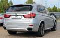 BMW X5 M d /SHEFT/LED/AHK/PANO/NAVI/HEAD UP/B&O Срібний - thumbnail 4