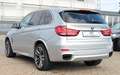 BMW X5 M d /SHEFT/LED/AHK/PANO/NAVI/HEAD UP/B&O Ezüst - thumbnail 6
