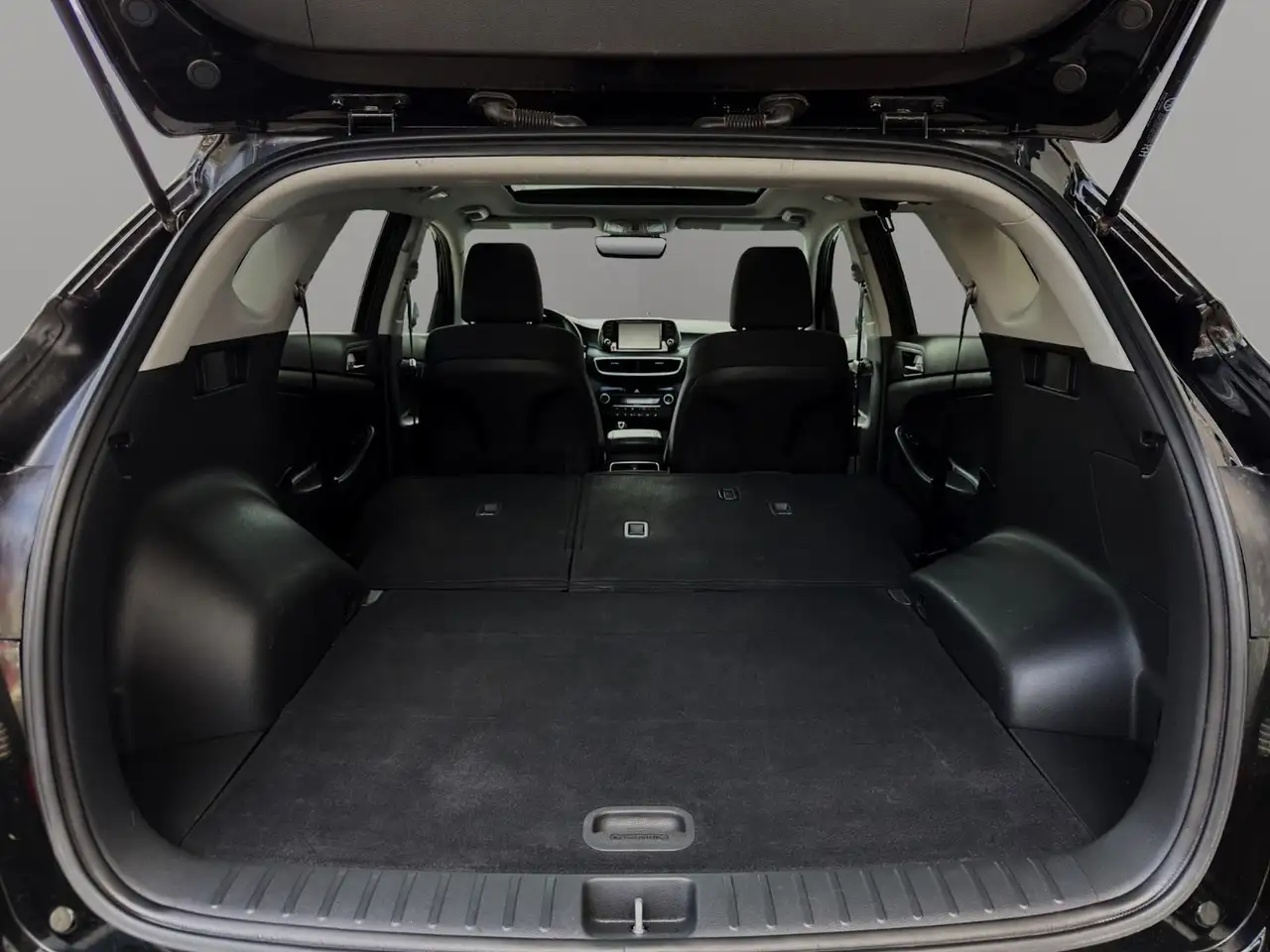 Hyundai TUCSON снимка Hyundai TUCSON