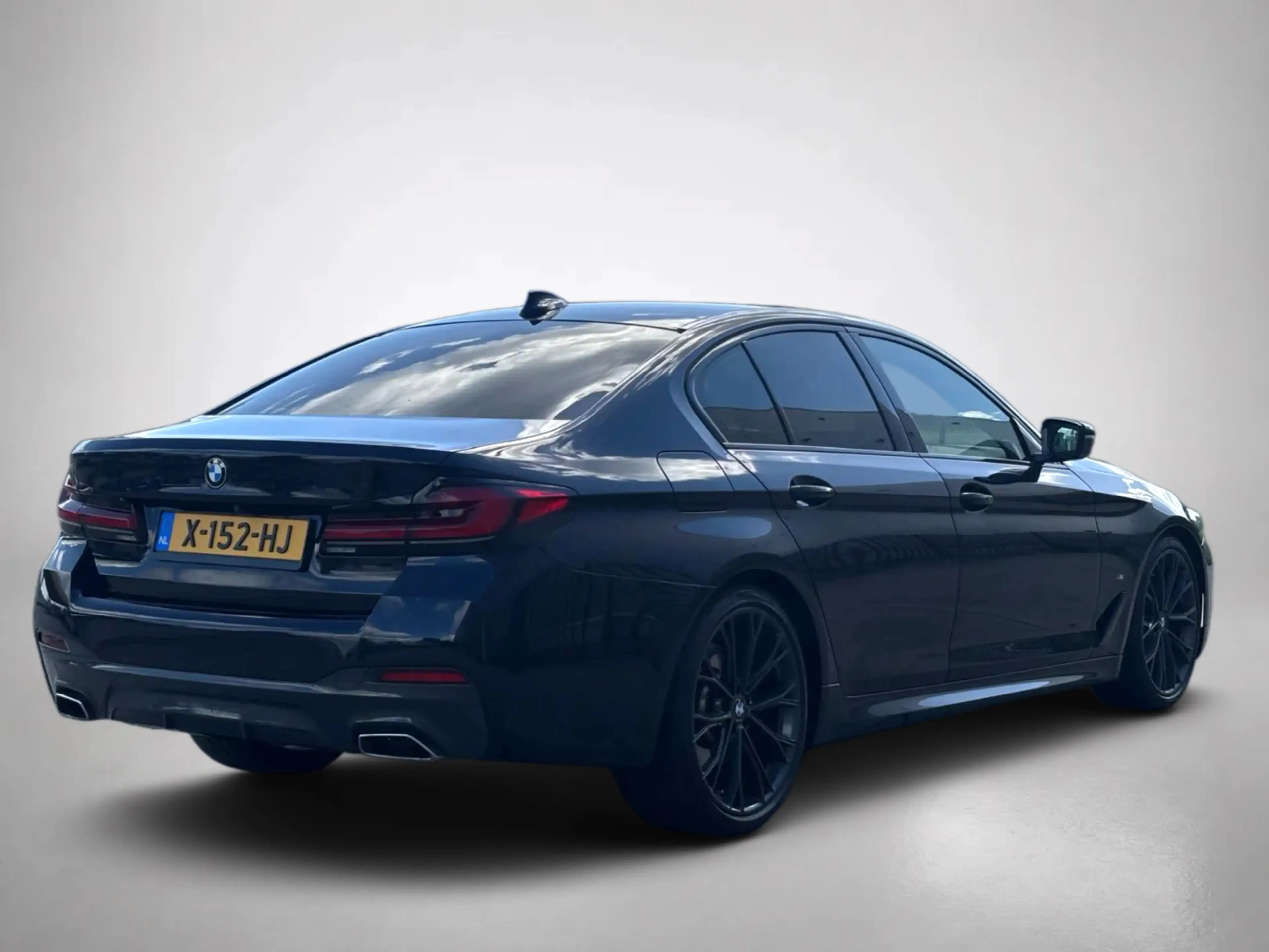 BMW 545 5-serie 545e xDrive High Executive M-SPORT (Dealer — photo 15