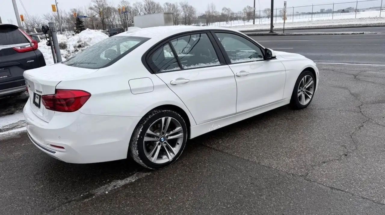 BMW 2 Series снимка BMW 2 Series