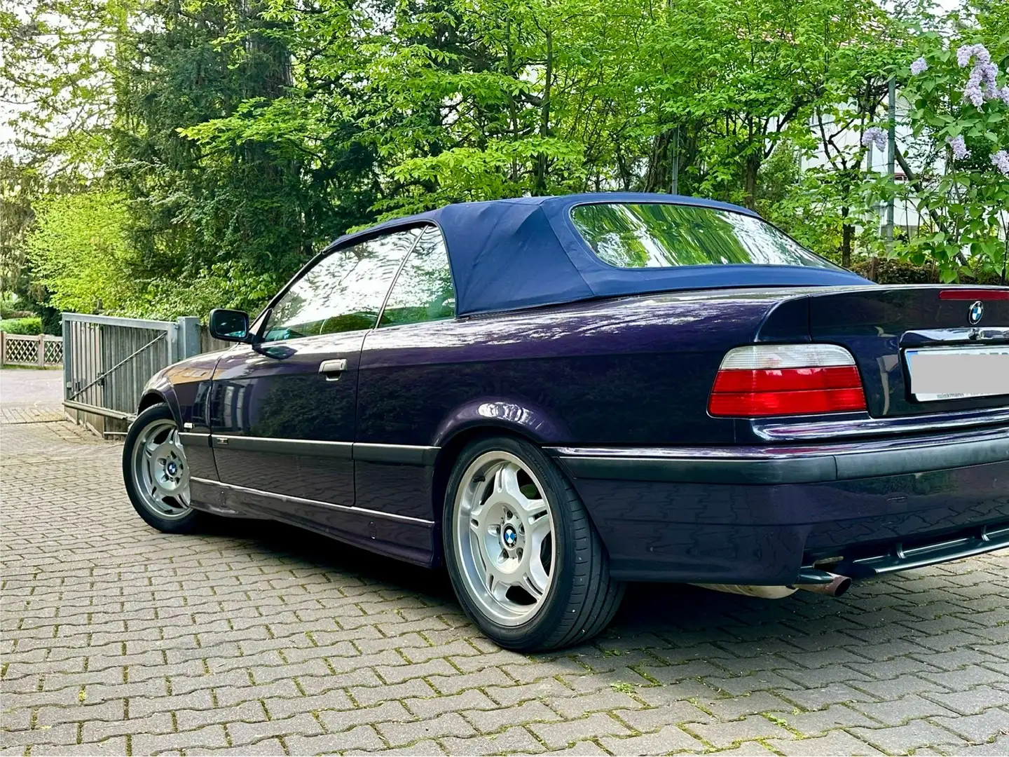 BMW 318 318i Sport Edition Violett - 2