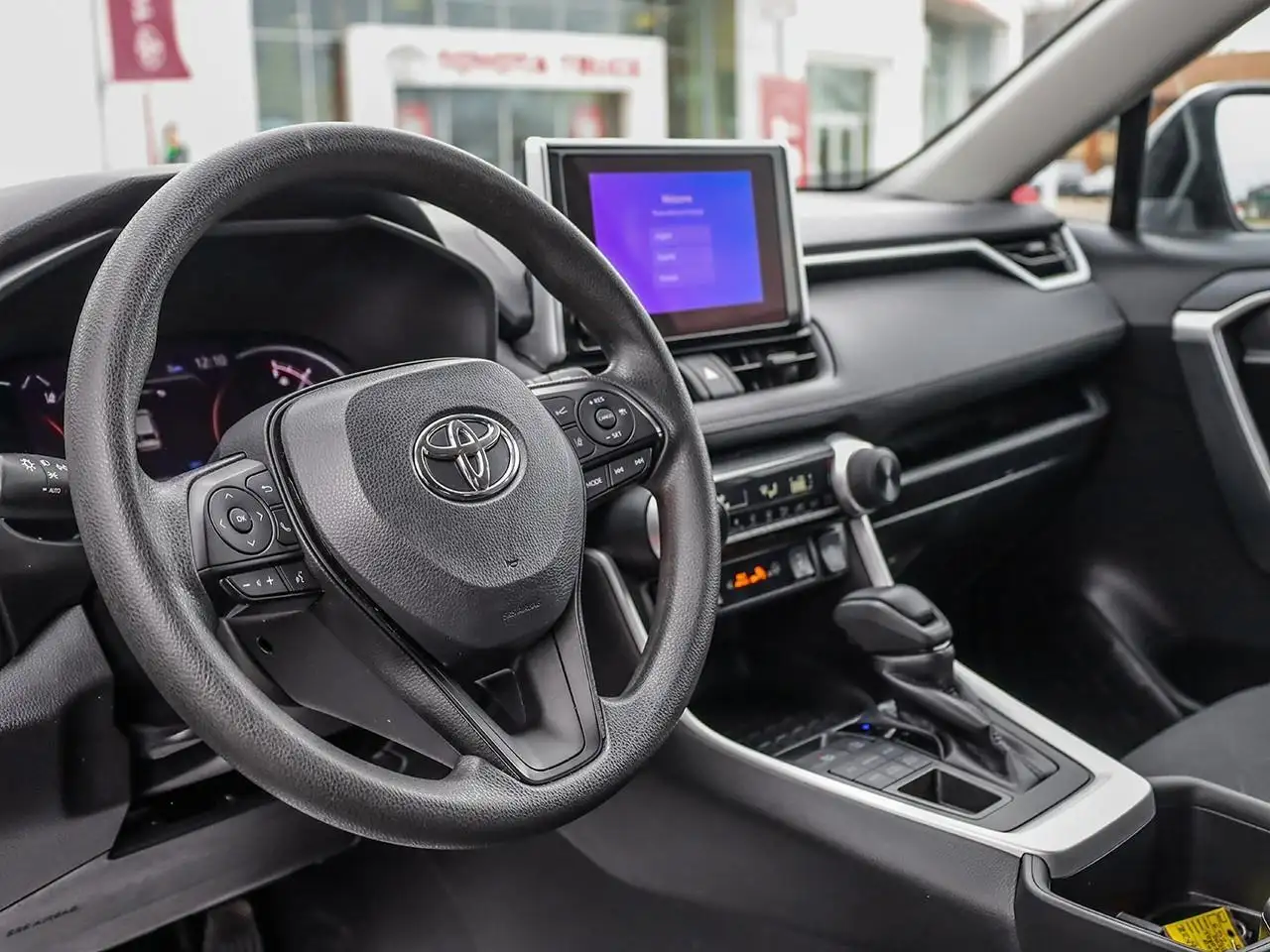Toyota RAV 4 снимка Toyota RAV 4