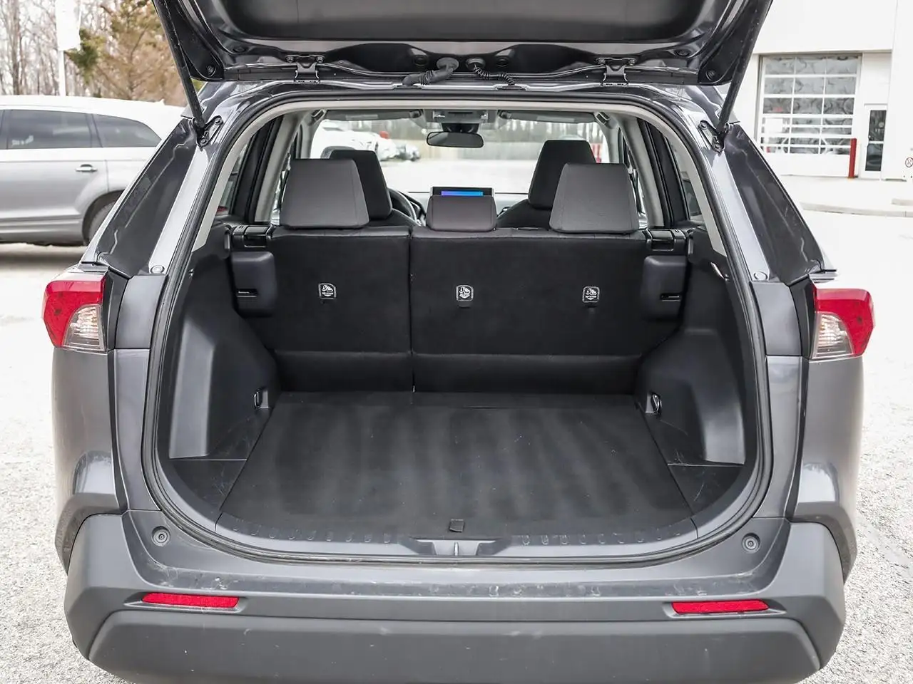 Toyota RAV 4 снимка Toyota RAV 4