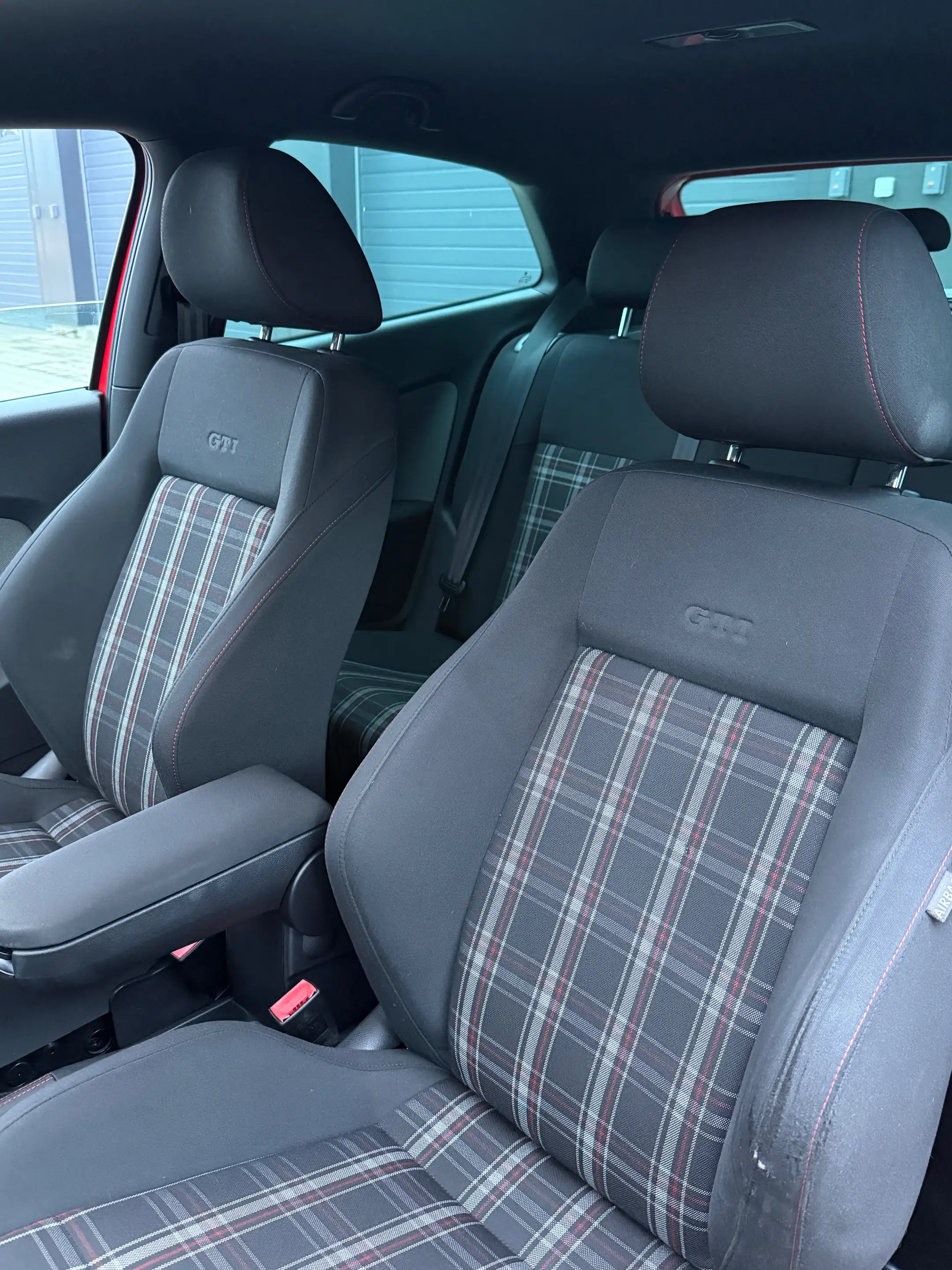 Volkswagen Polo GTI Polo V 3-Türer 1.4 DSG — photo 7