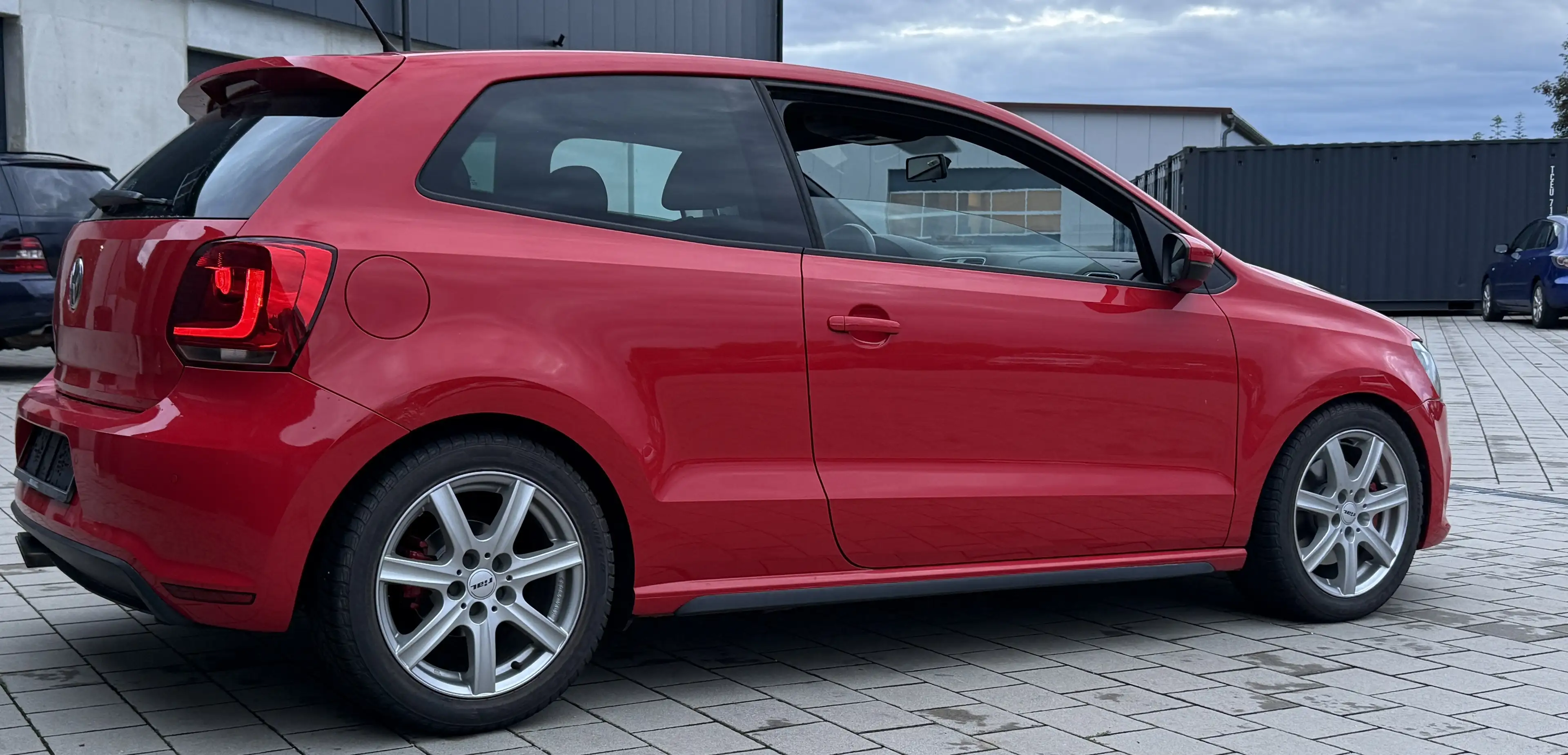 Volkswagen Polo GTI Polo V 3-Türer 1.4 DSG — photo 2