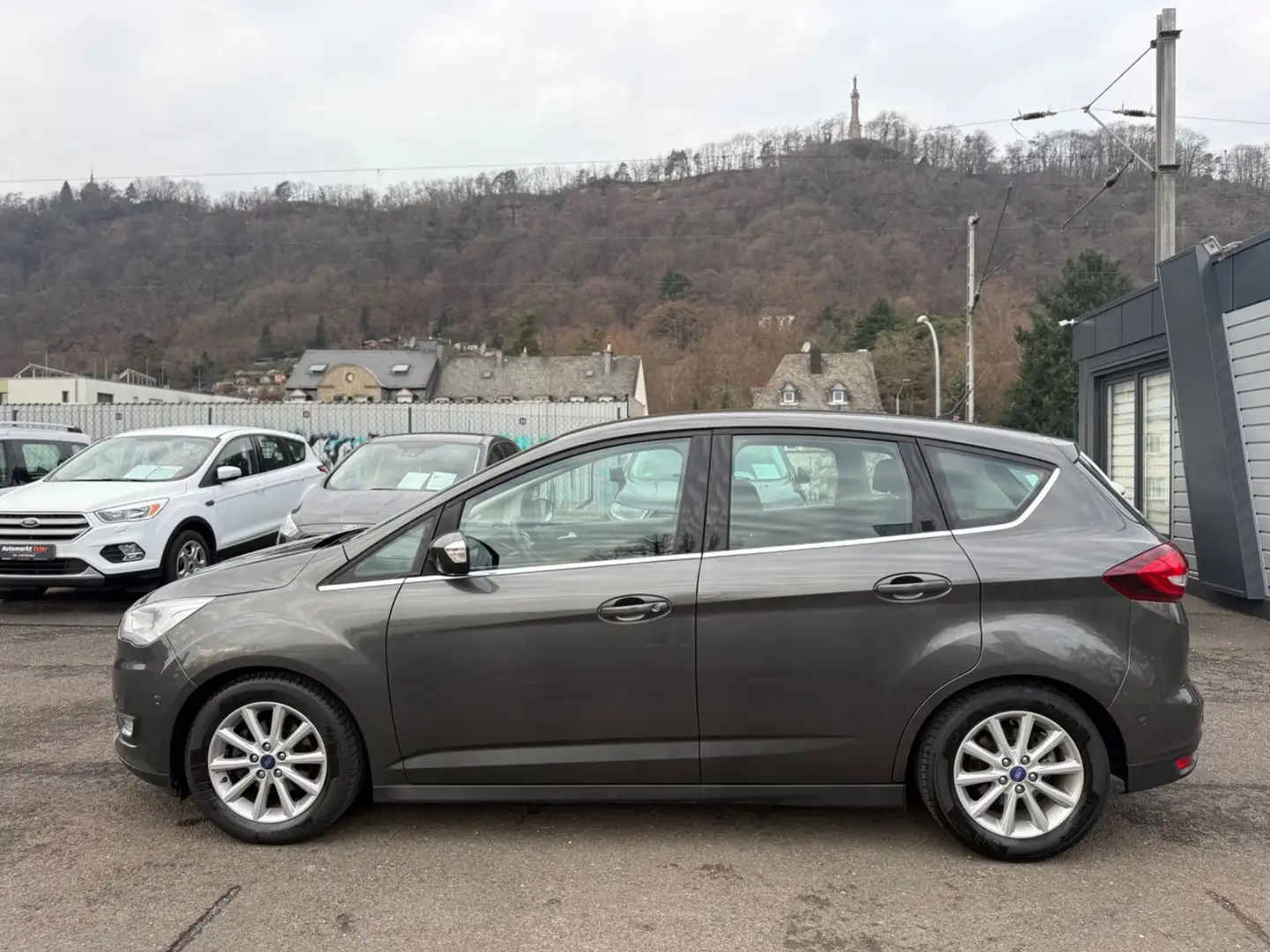 Ford C-Max Titanium! Top Zustand! Tüv bis 05/2027! Gris - 2
