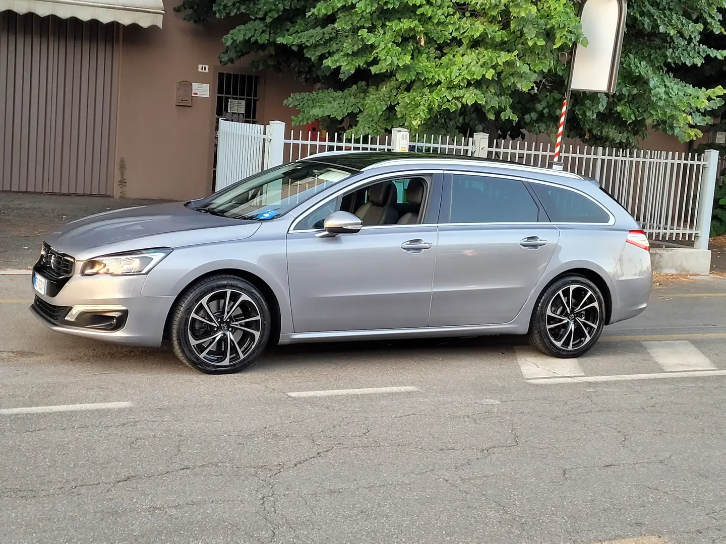 Peugeot 508 Bluehdi 180 cv SW - 2