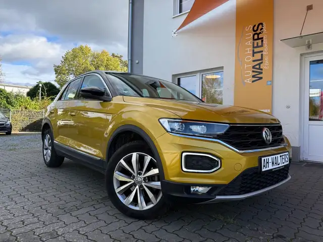 Volkswagen T-Roc Style=Autmatik Kamera LED AHK=