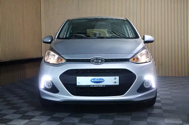 Hyundai i10 view 7