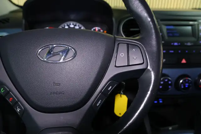 Hyundai i10 view 13