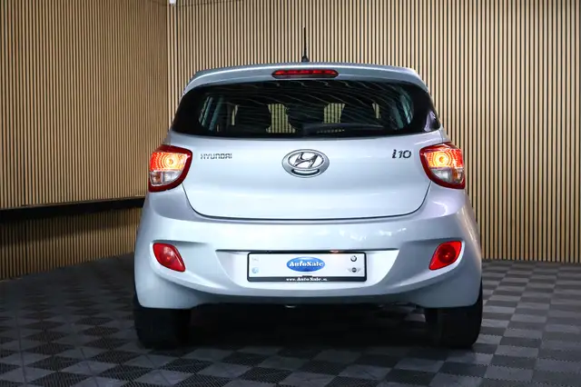 Hyundai i10 view 6